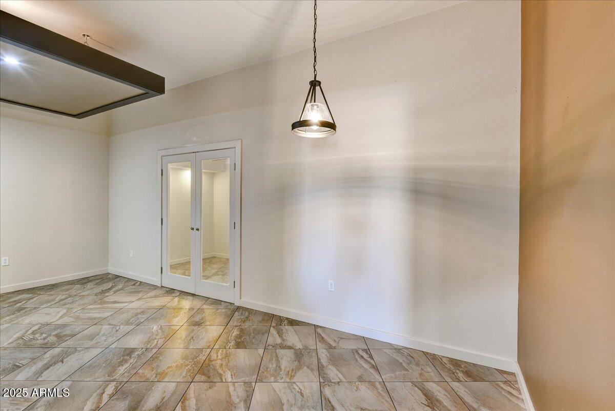 11061 W Coggins Drive