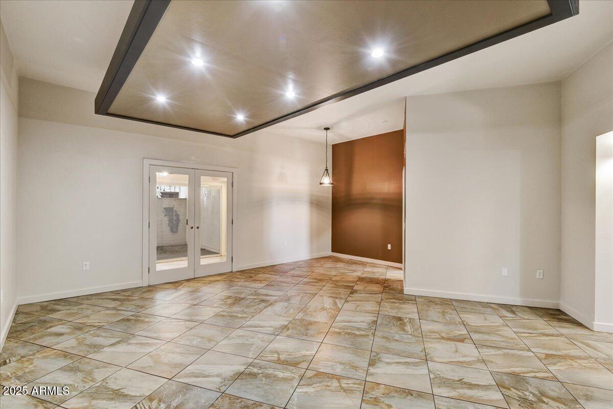11061 W Coggins Drive