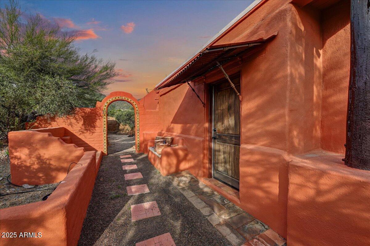 11702 E BLUE WASH Road