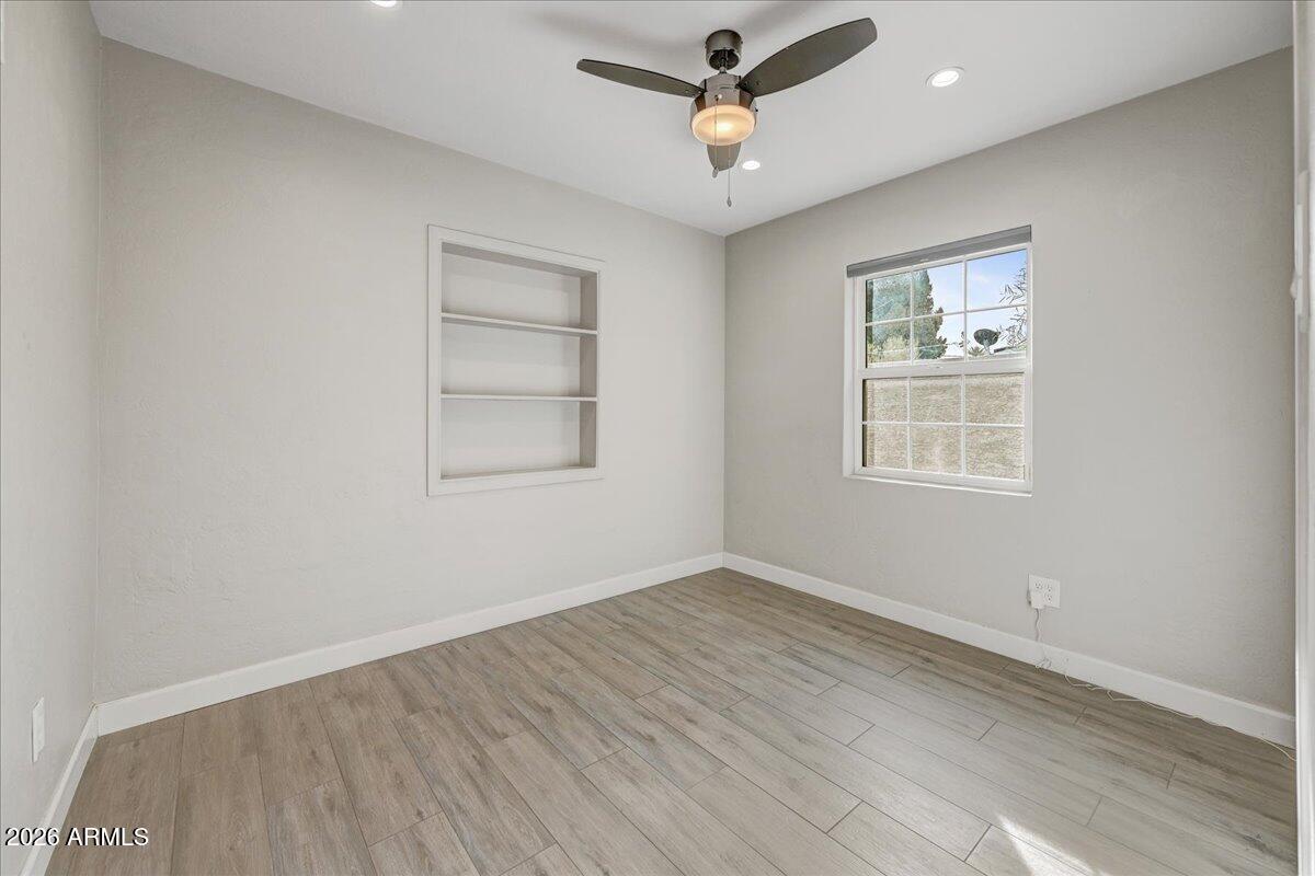 4325 N 19TH Place