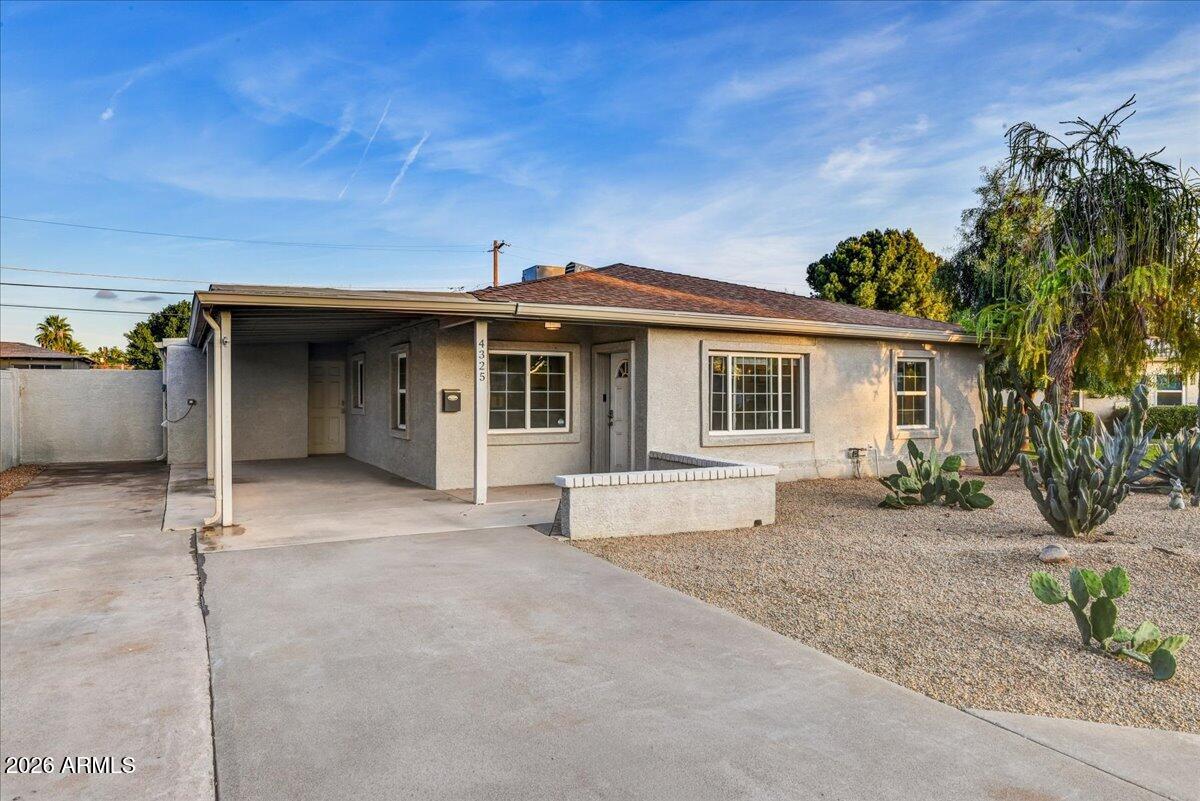 4325 N 19TH Place