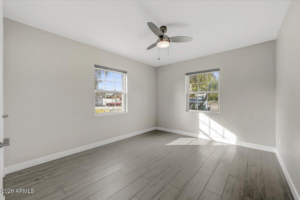 4325 N 19TH Place