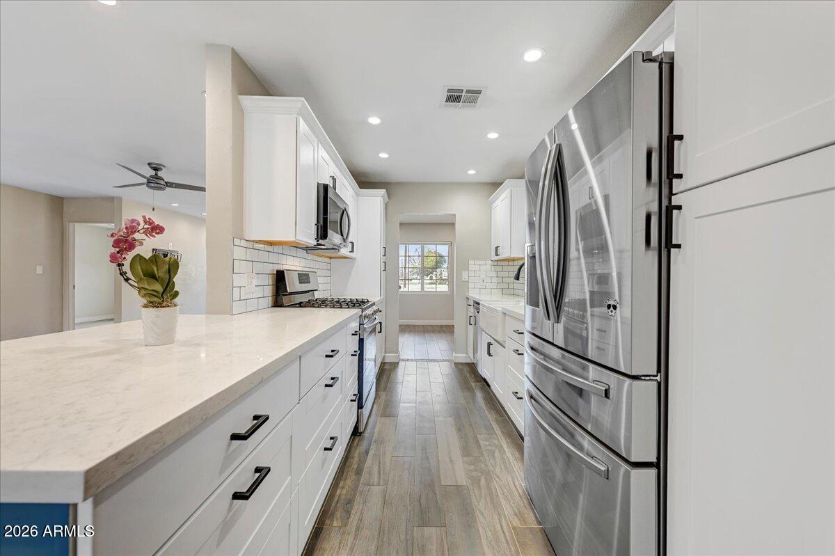 4325 N 19TH Place