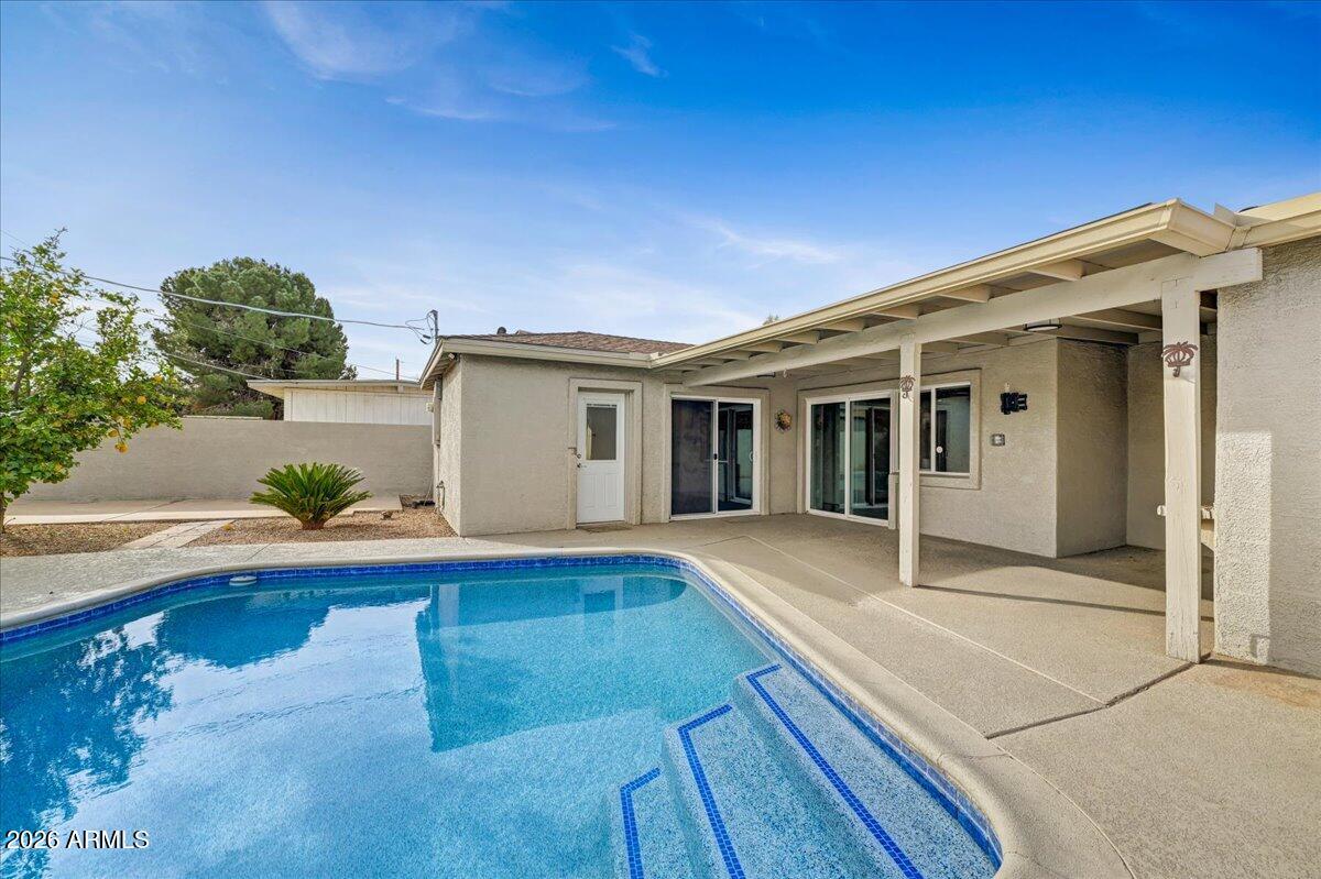 4325 N 19TH Place