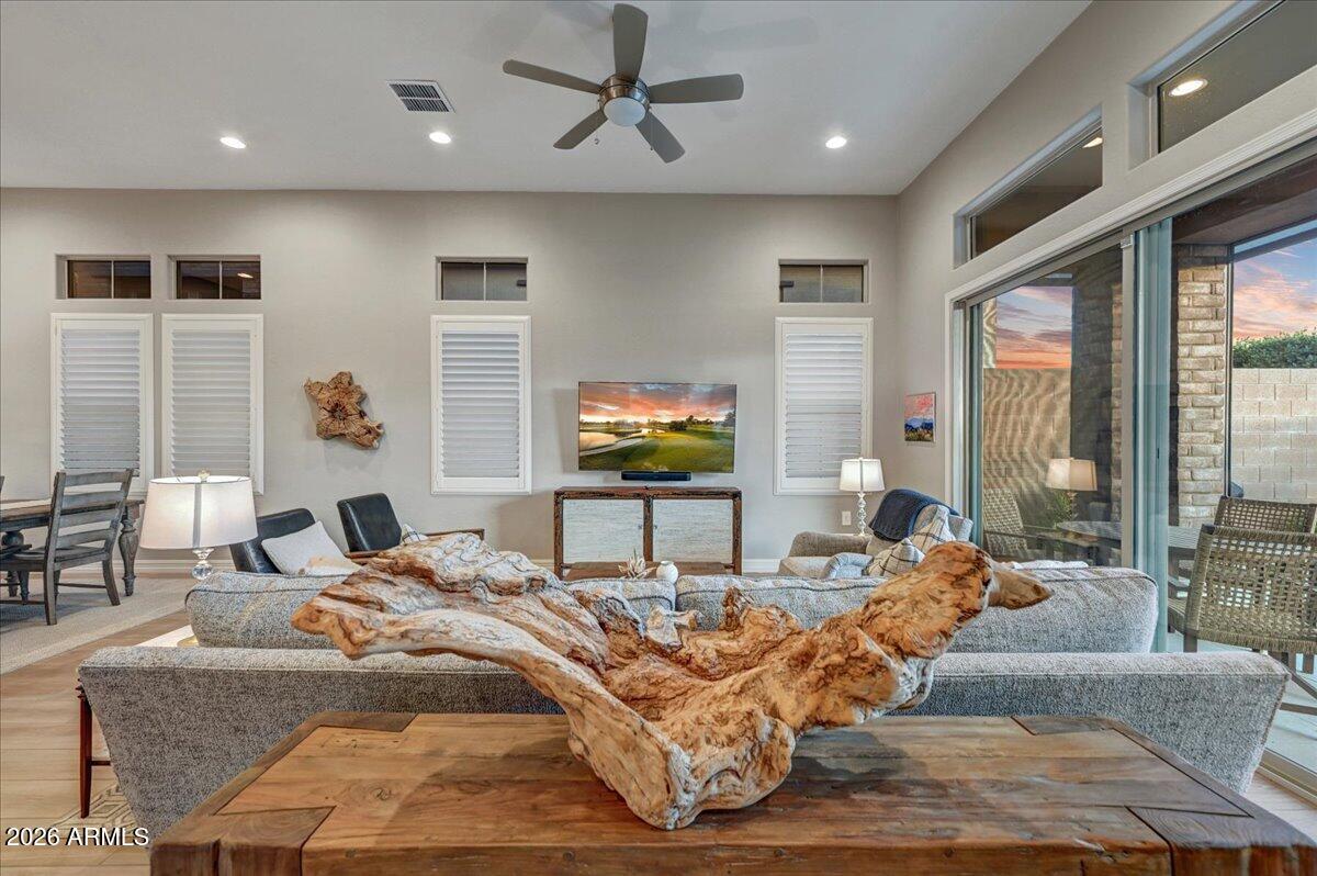 7285 E CAMINO SALIDA DEL SOL E
