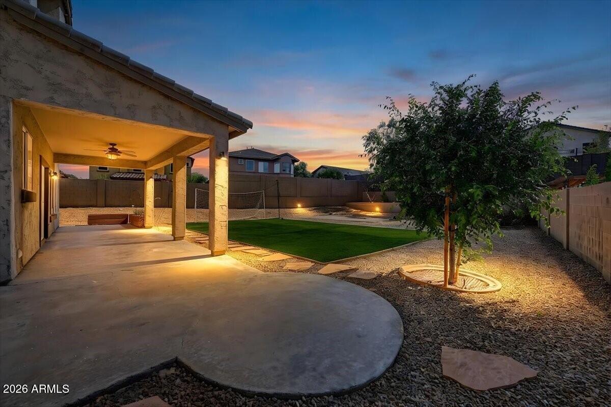 42937 N OUTER BANK Court
