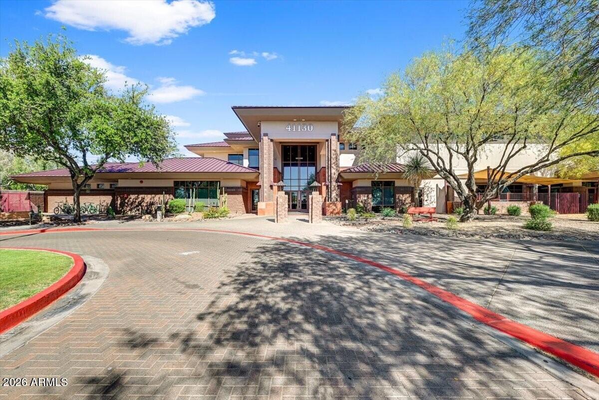 42937 N OUTER BANK Court