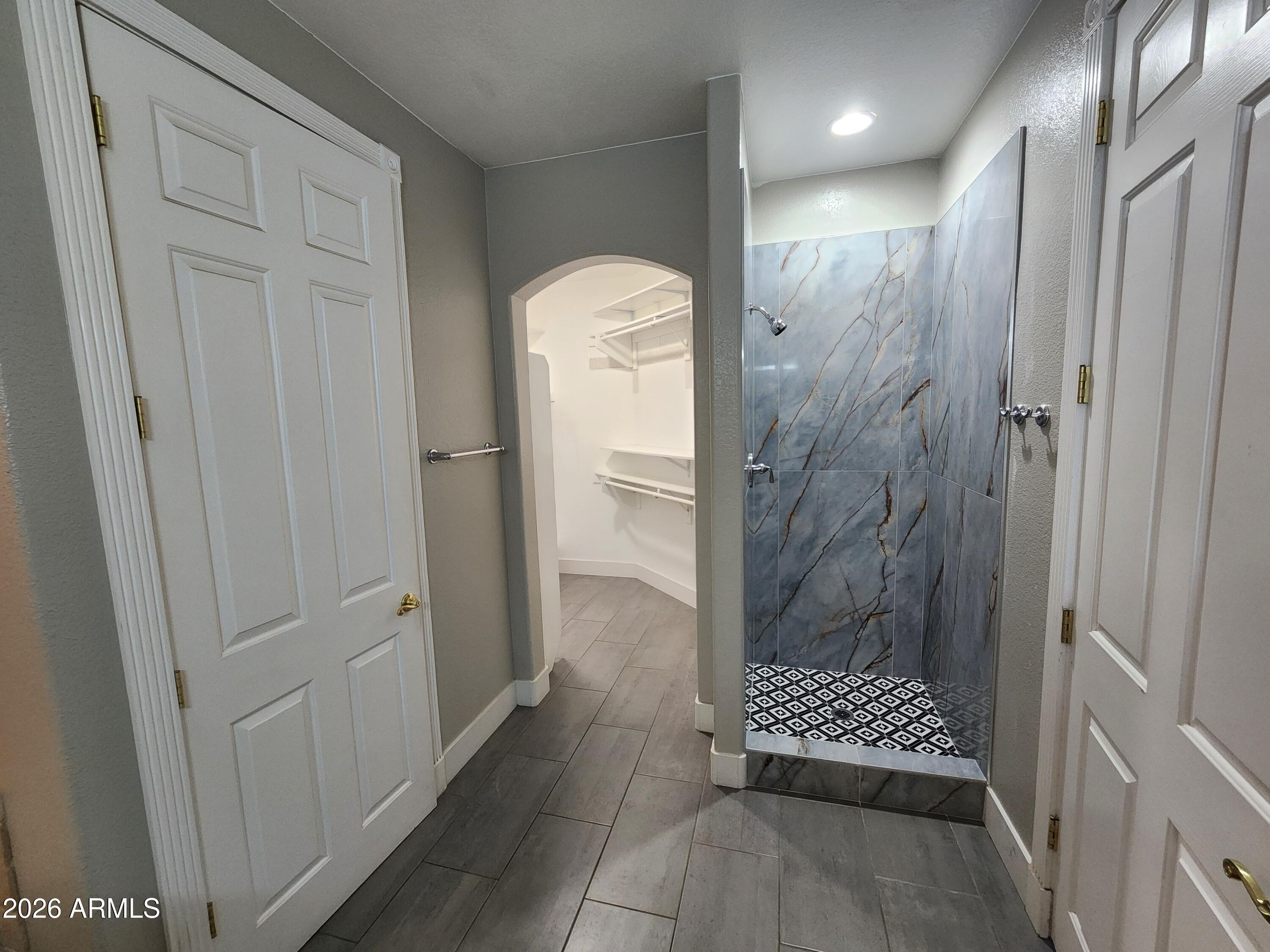 1418 E MALAPAI Drive