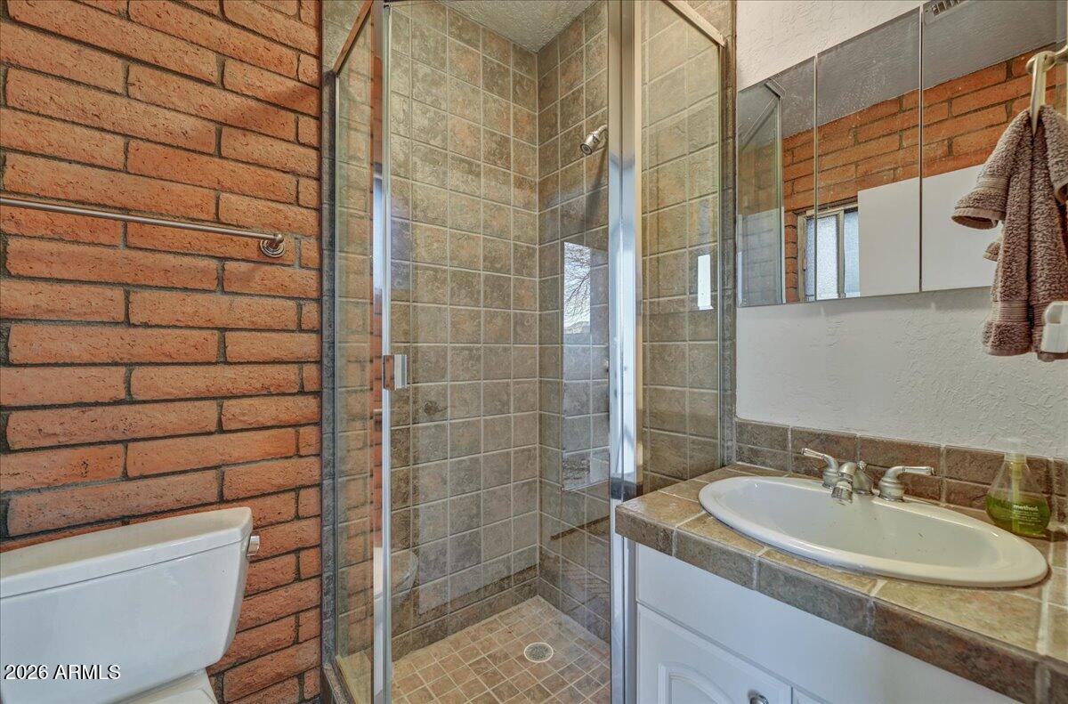 39405 N SPUR CROSS Road