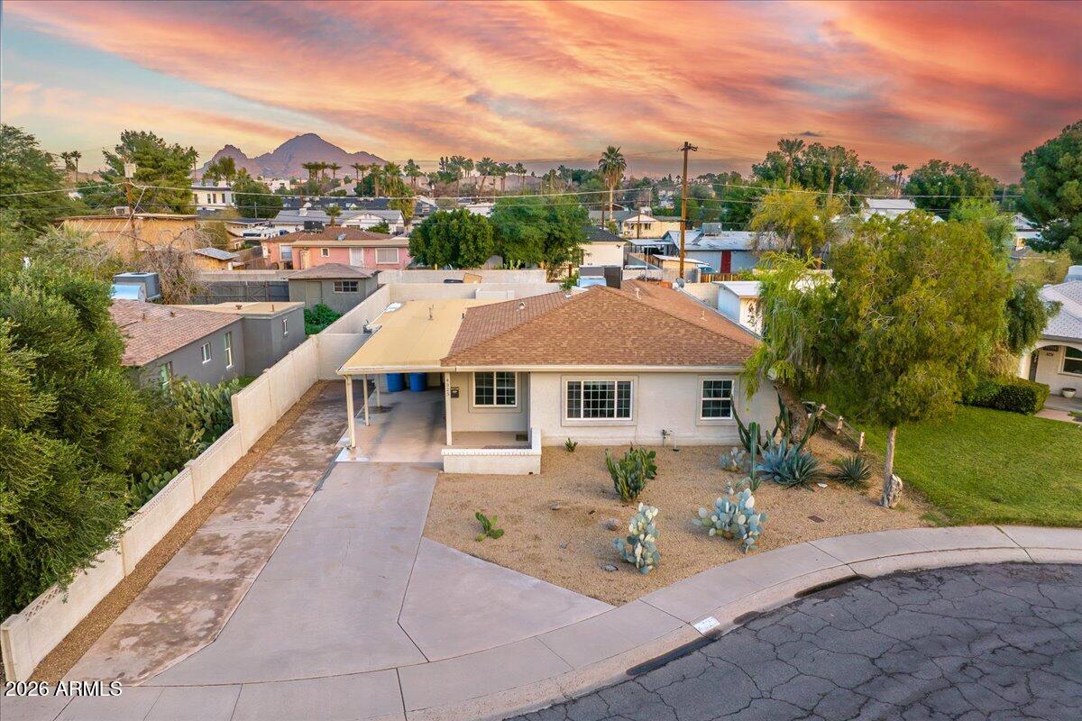 4325 N 19TH Place