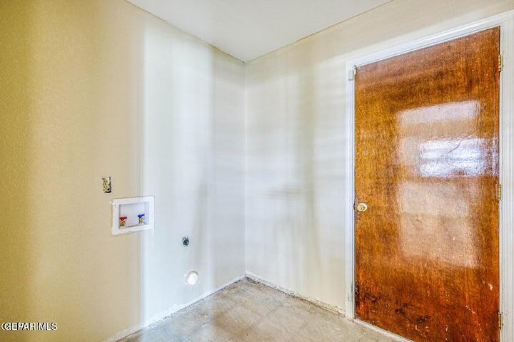 1944 RATNER Circle