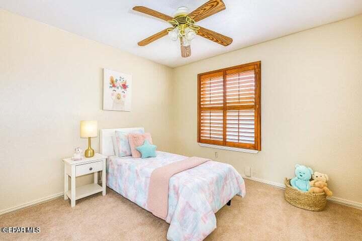 1944 RATNER Circle