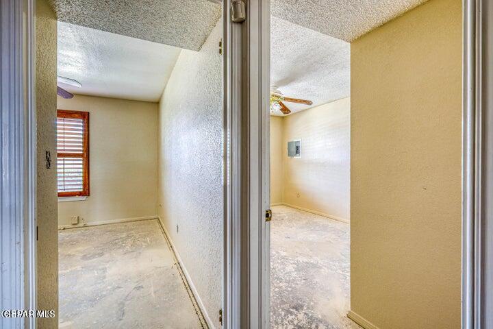1944 RATNER Circle