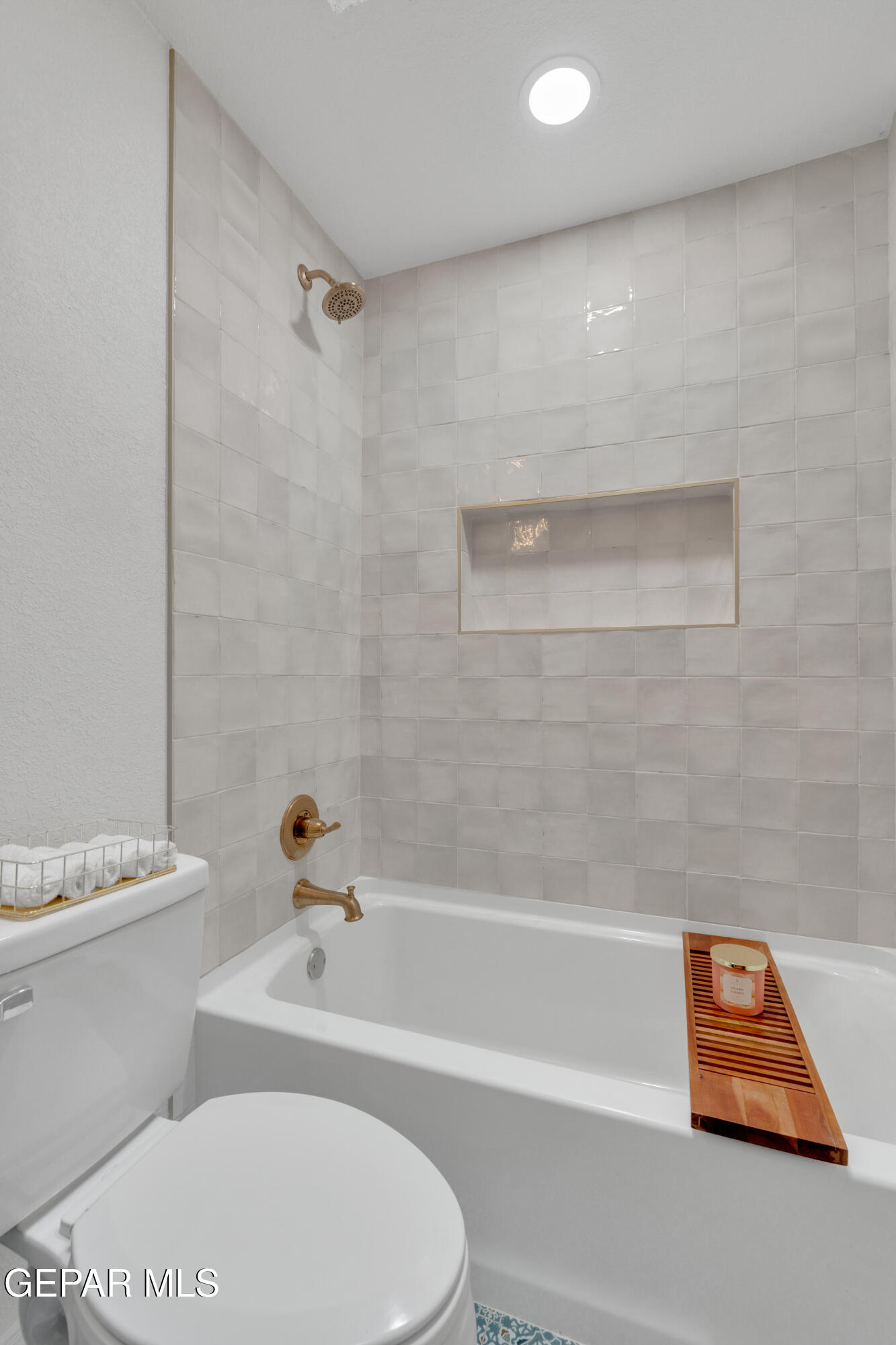 5621 COSTA BLANCA Place