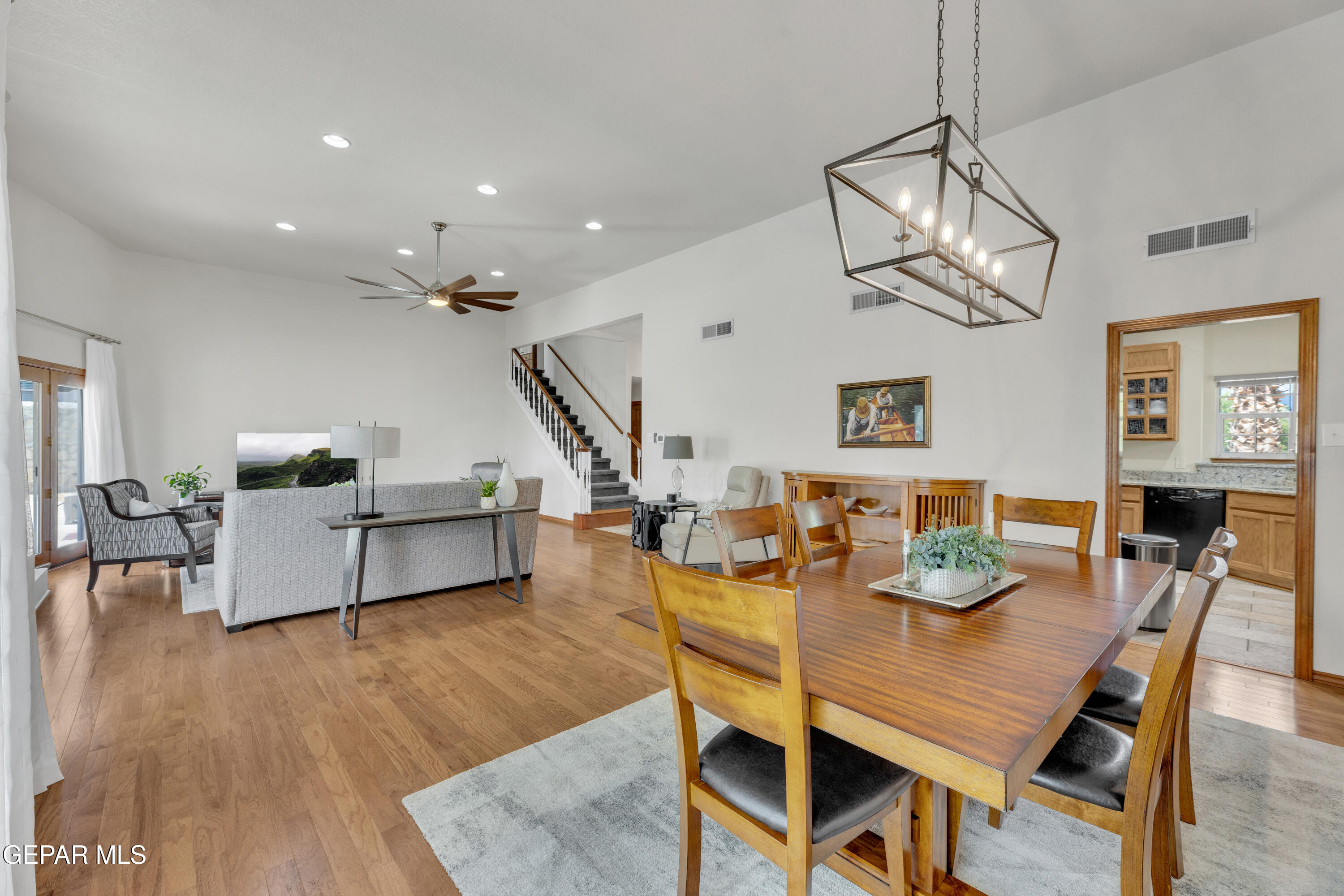 7016 TOLUCA Drive