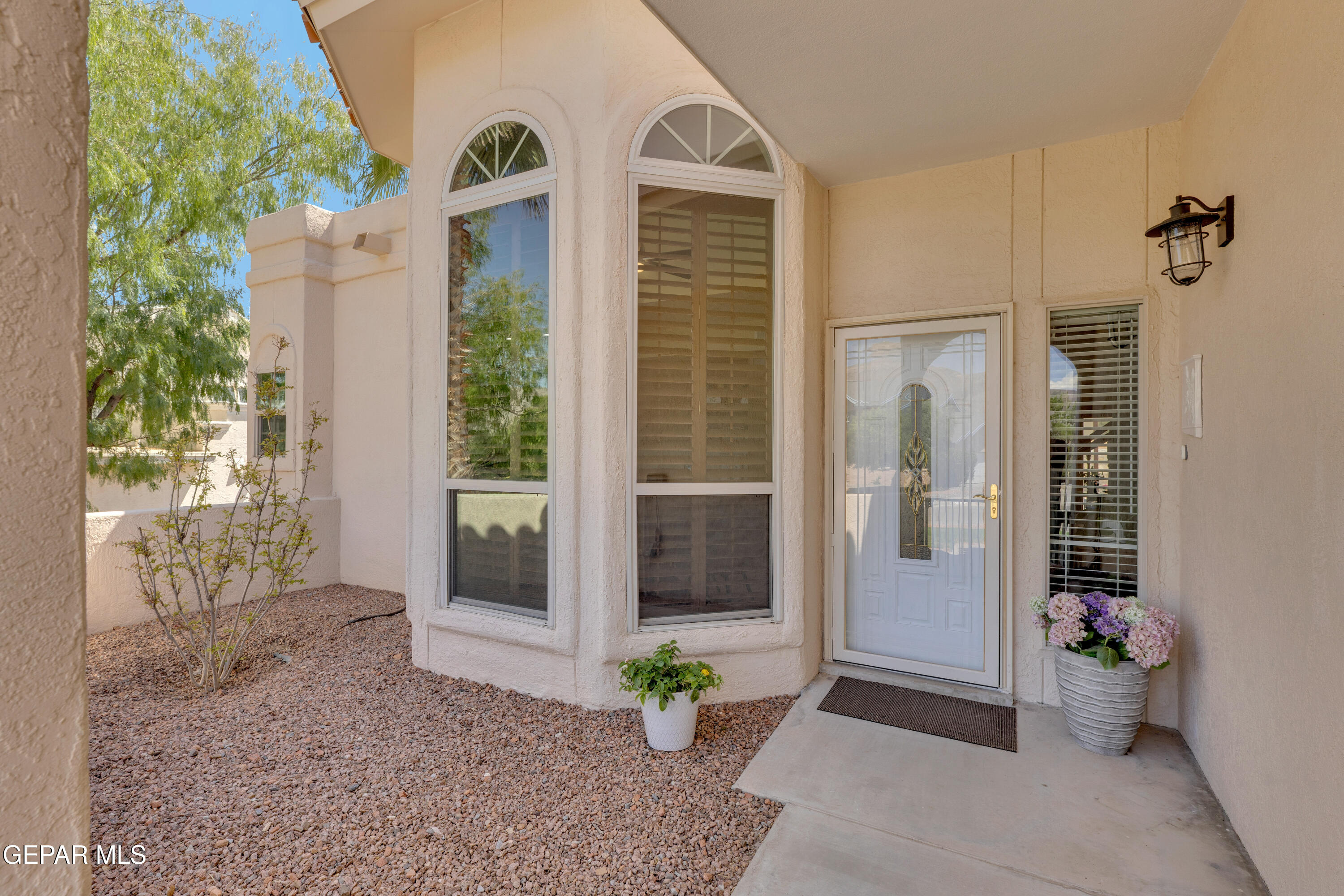 7016 TOLUCA Drive