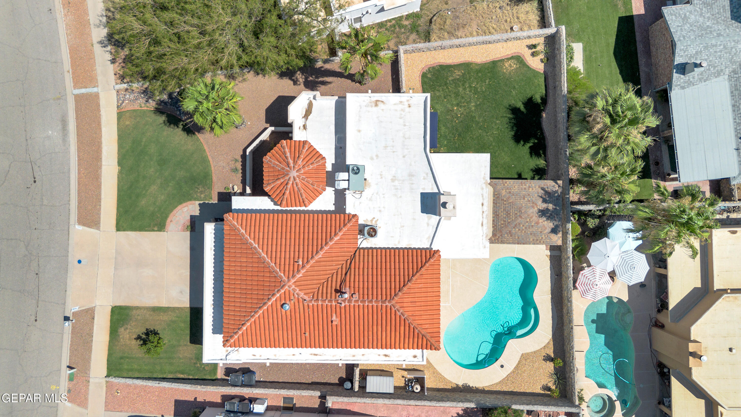 7016 TOLUCA Drive