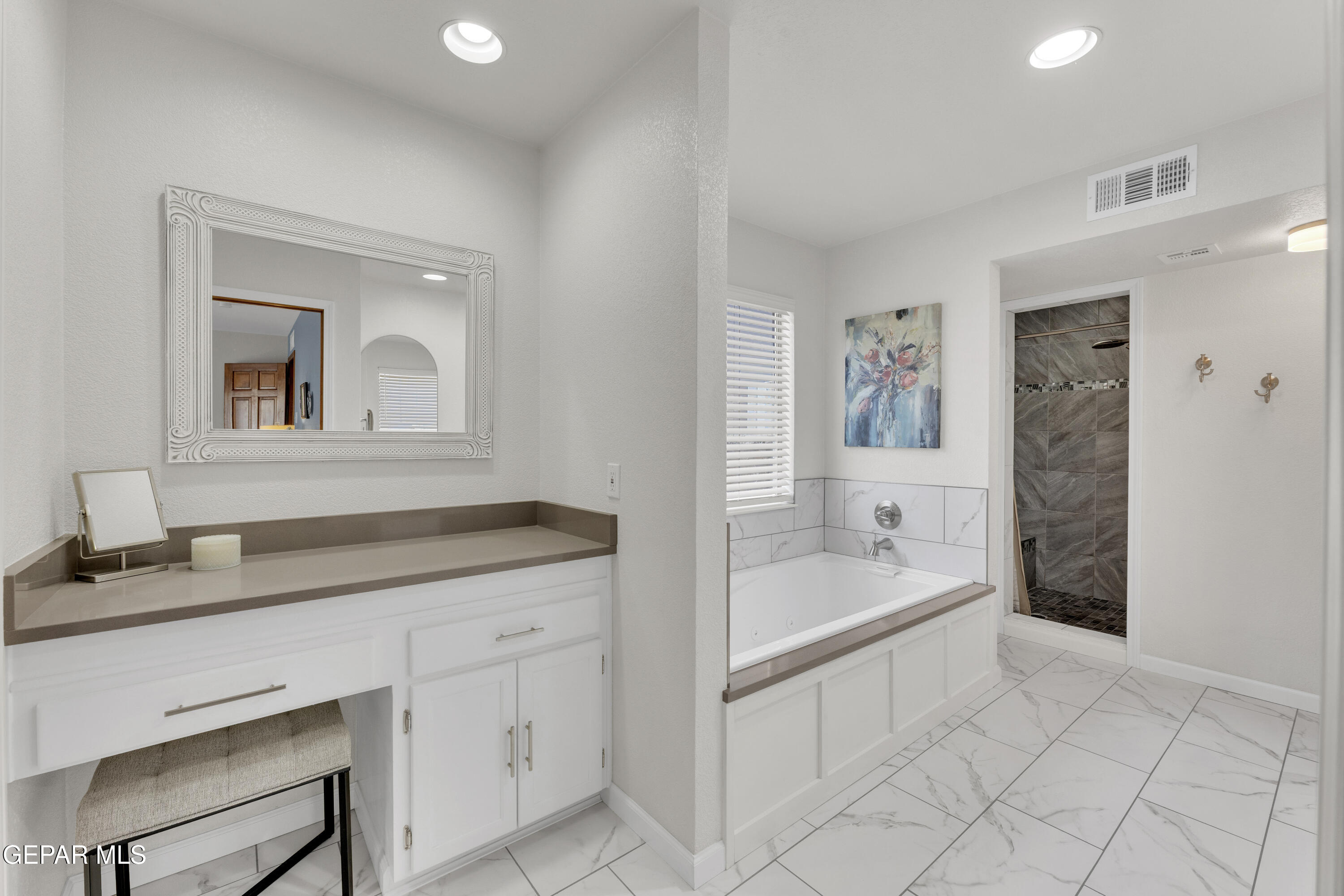 7016 TOLUCA Drive