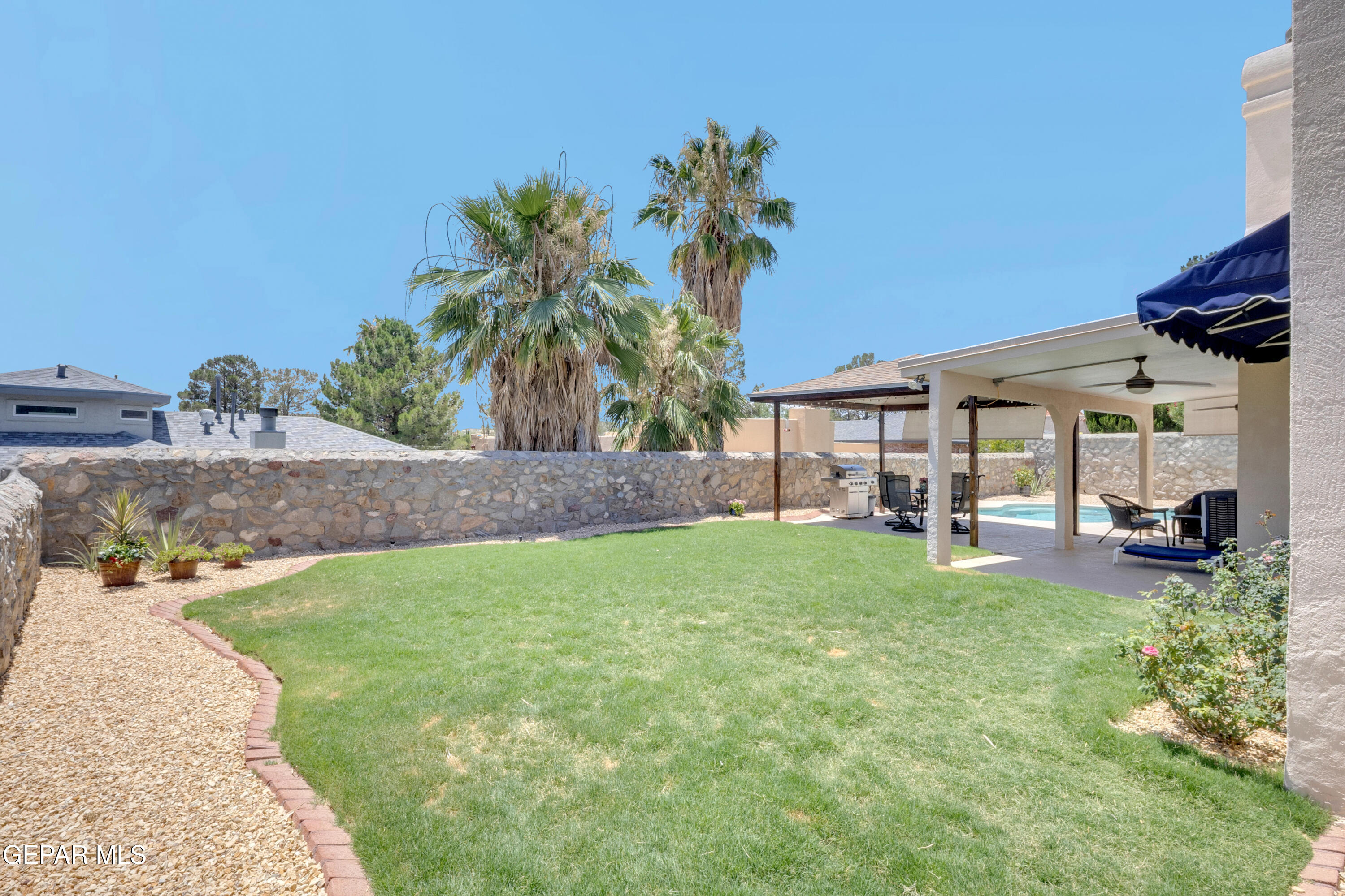 7016 TOLUCA Drive