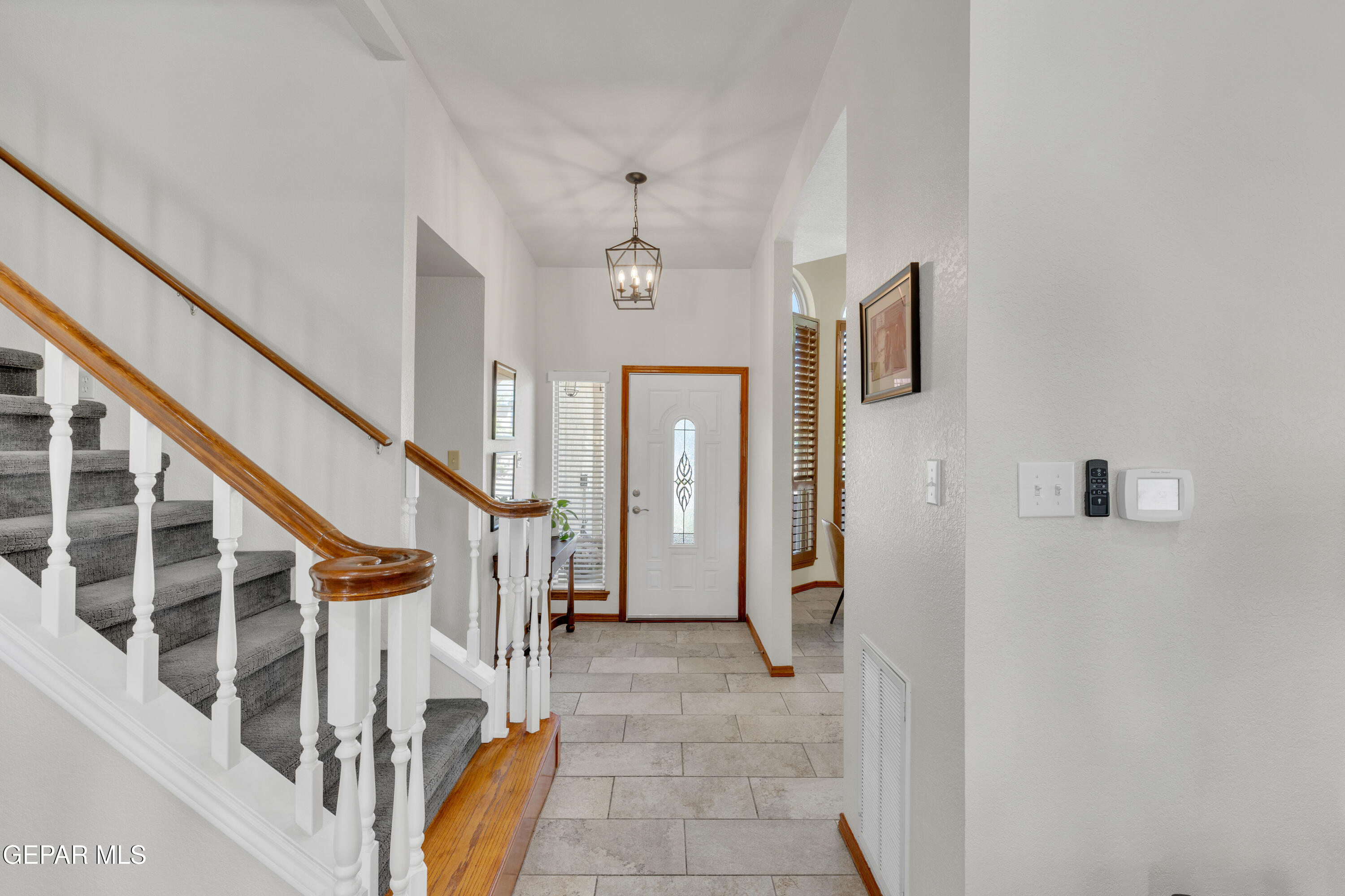 7016 TOLUCA Drive