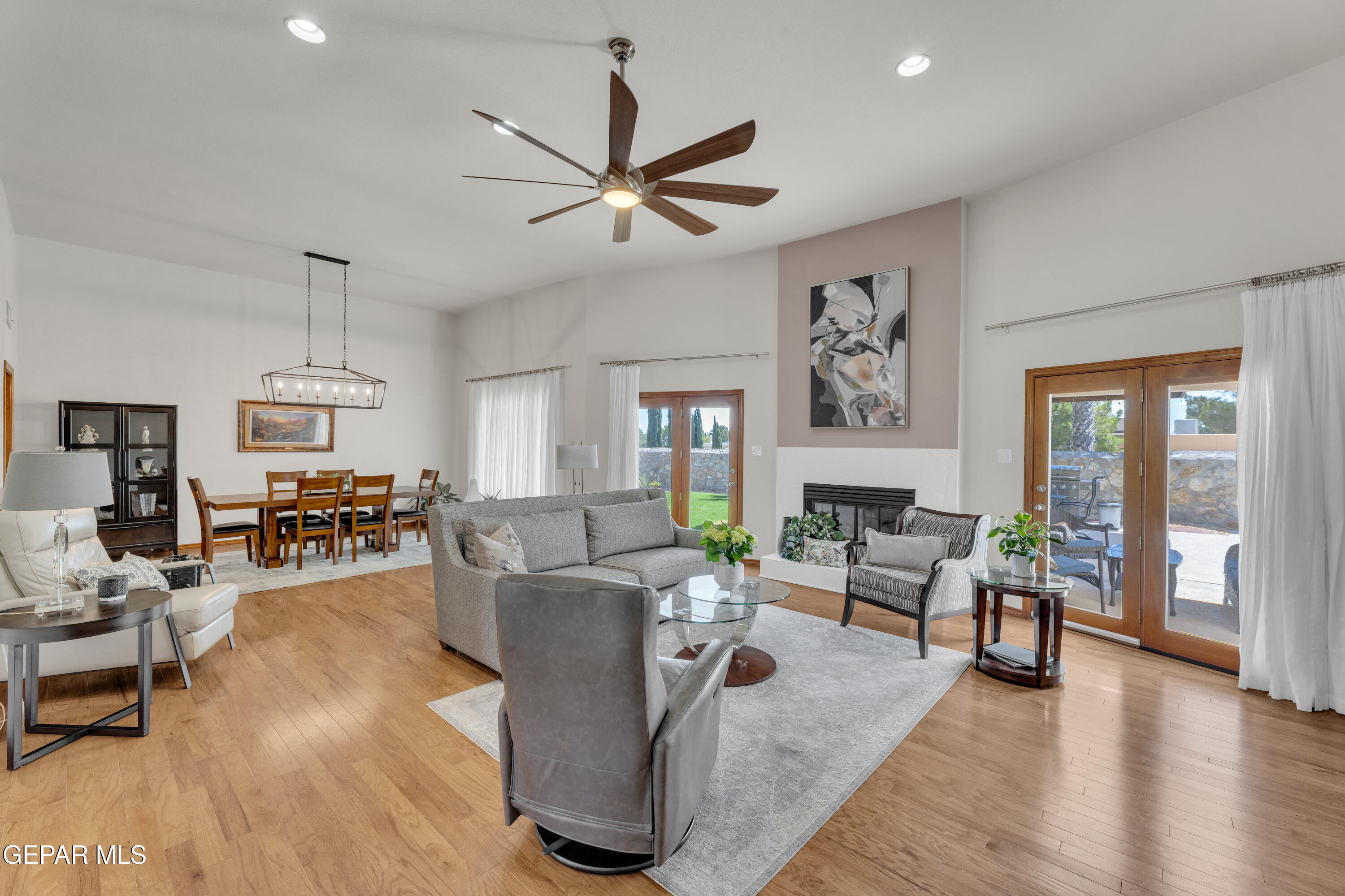 7016 TOLUCA Drive