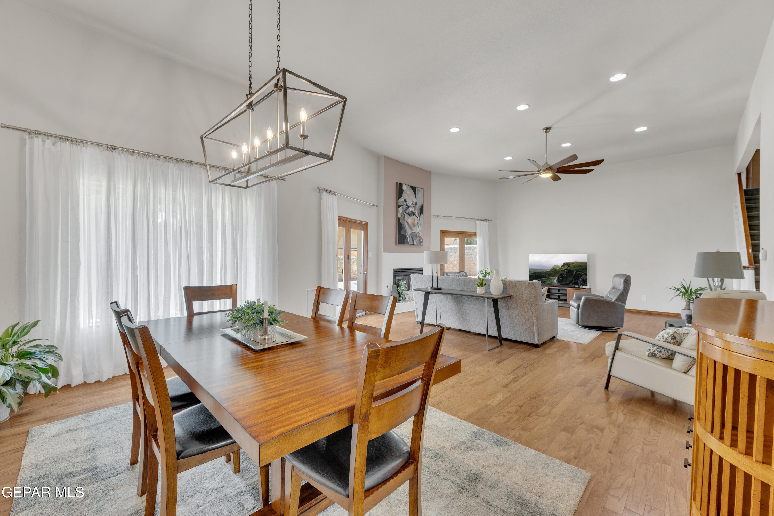 7016 TOLUCA Drive