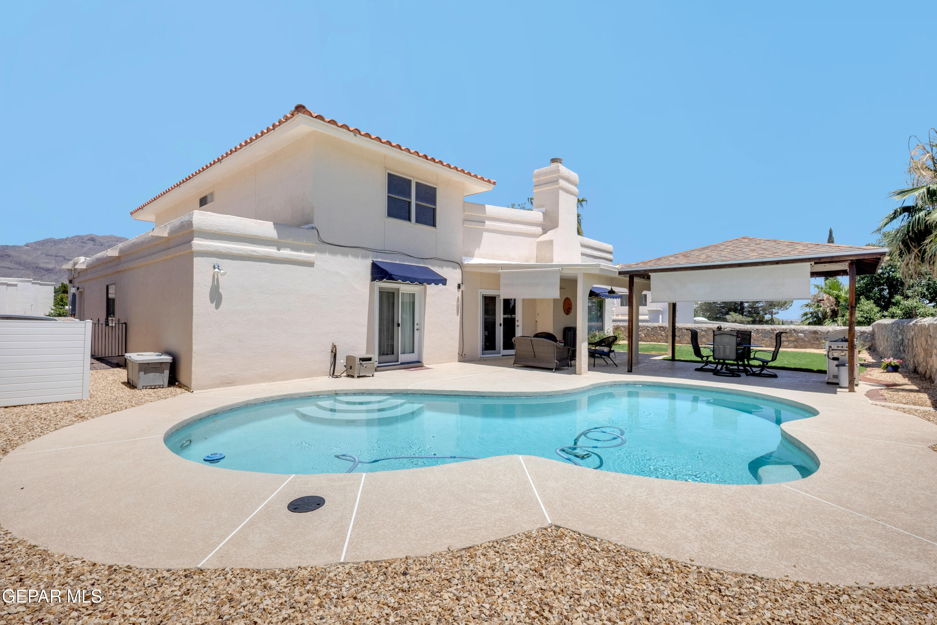 7016 TOLUCA Drive
