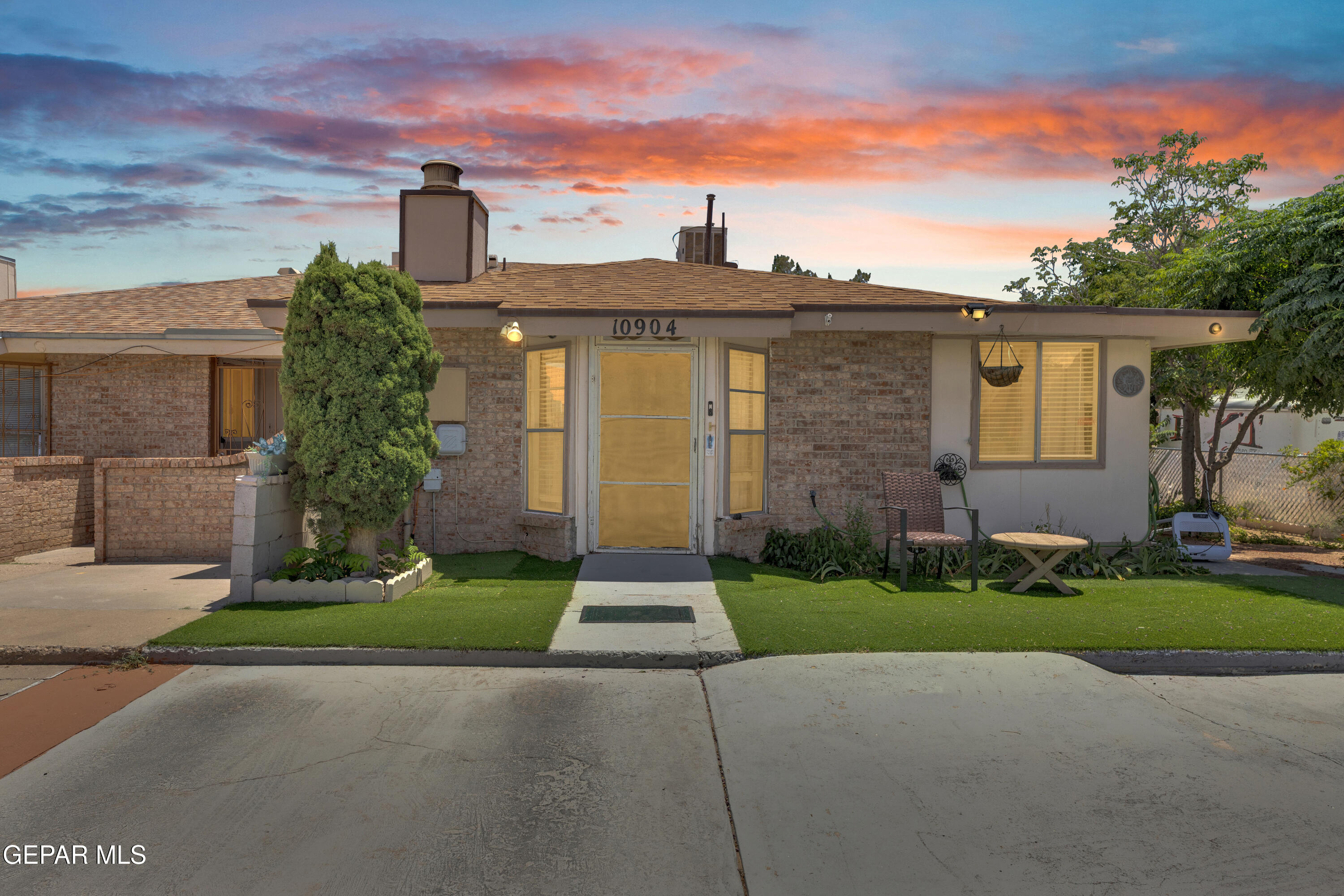 10904 DELAFIELD Drive