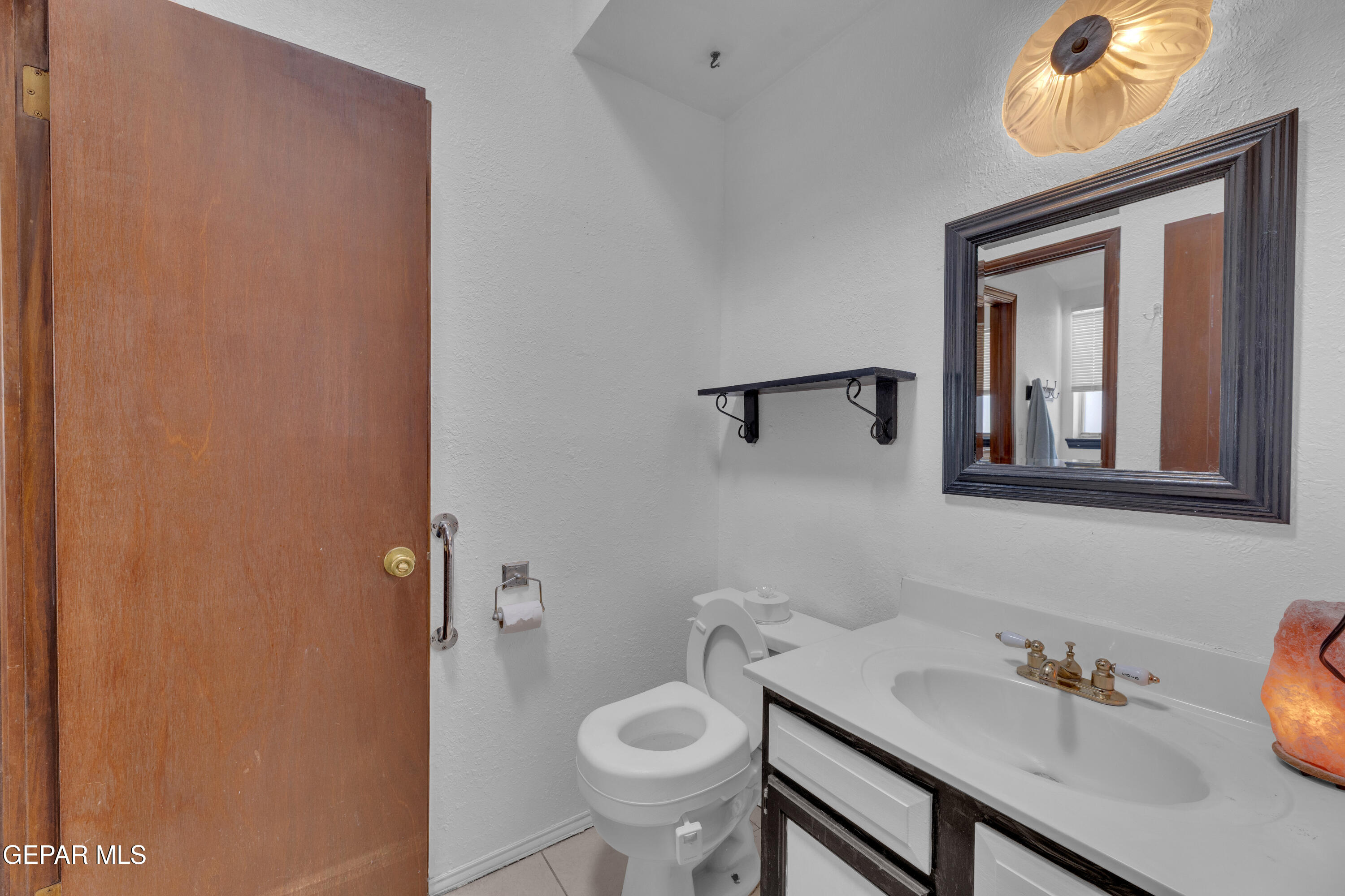 10904 DELAFIELD Drive