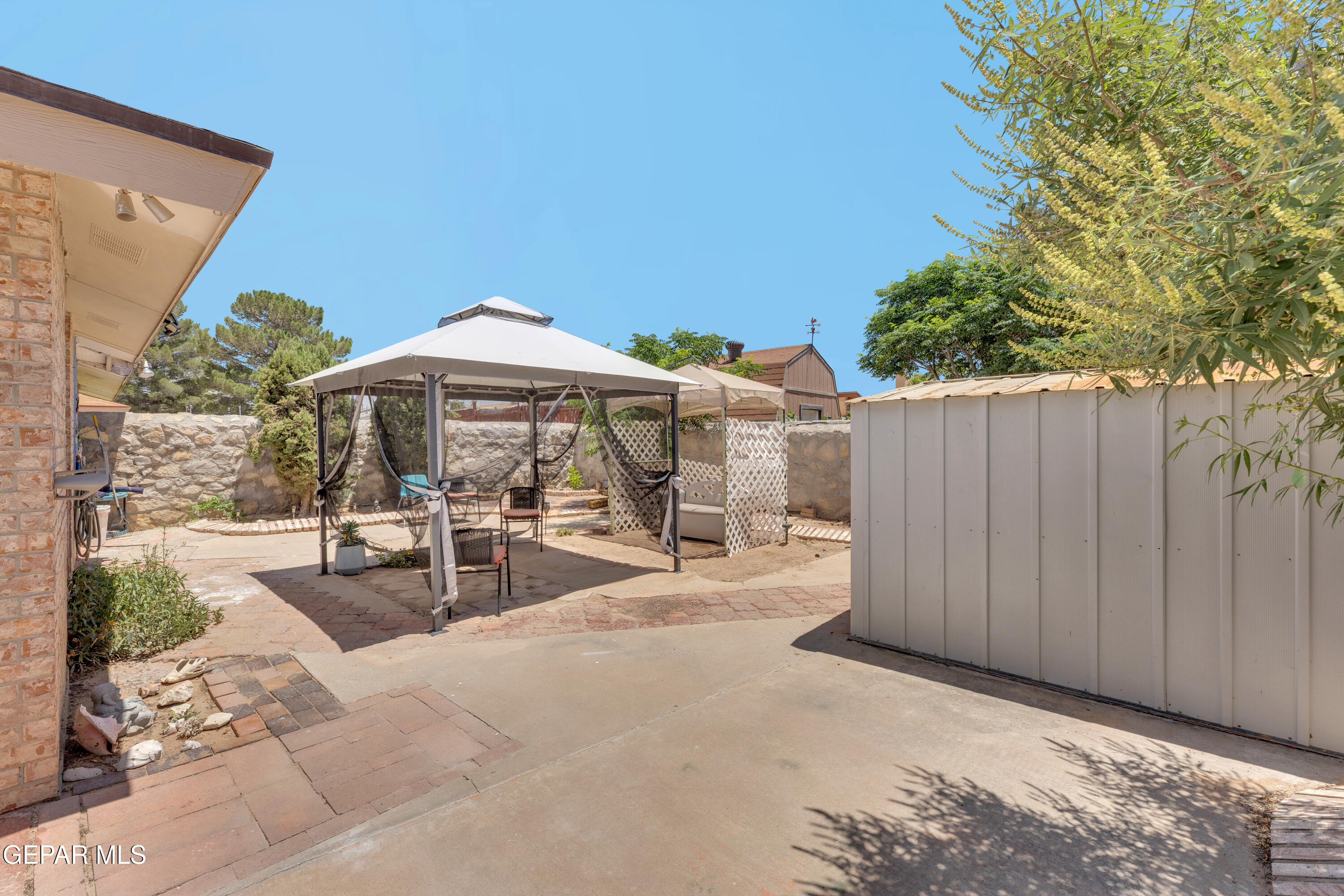 10904 DELAFIELD Drive