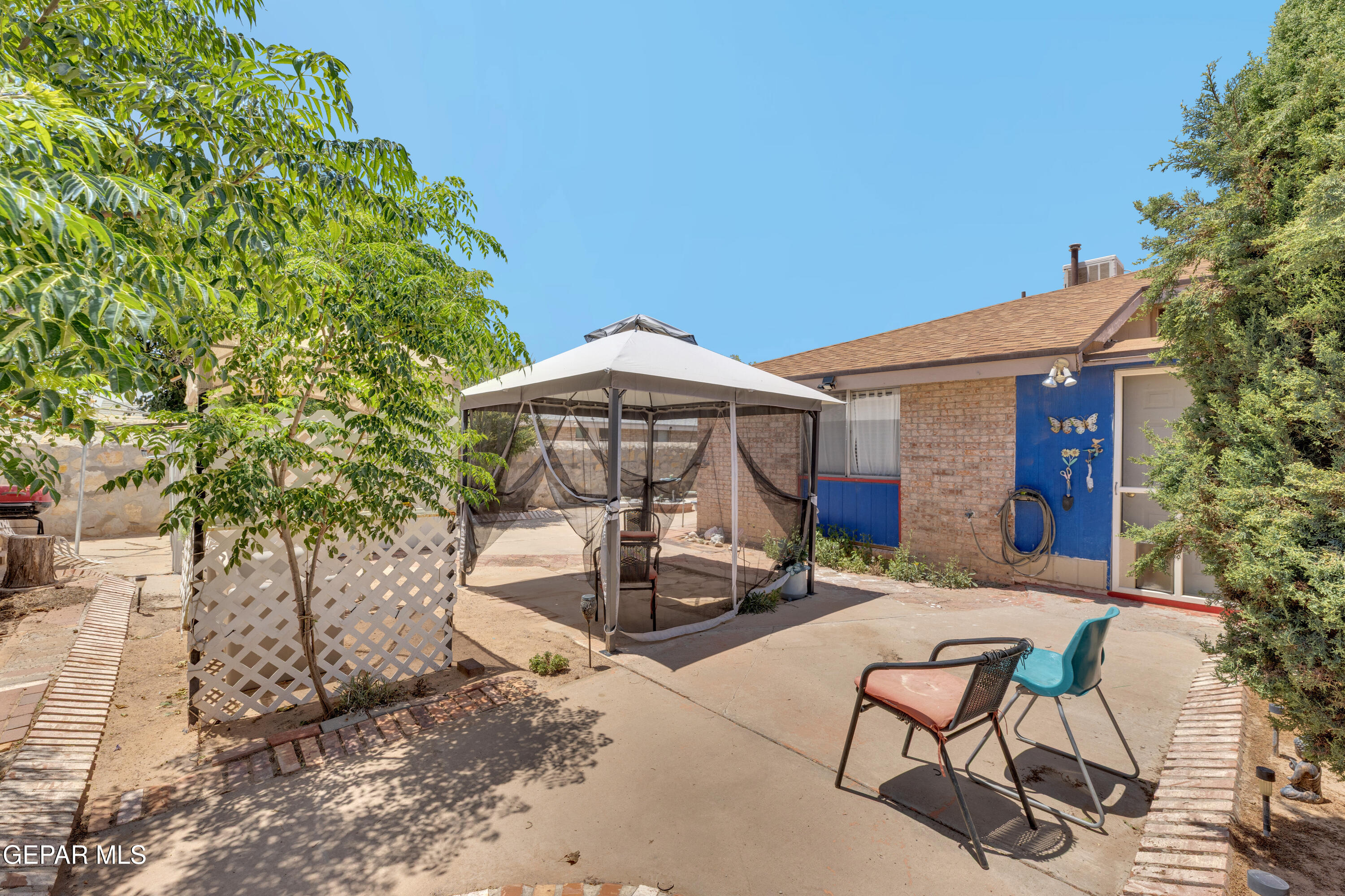 10904 DELAFIELD Drive