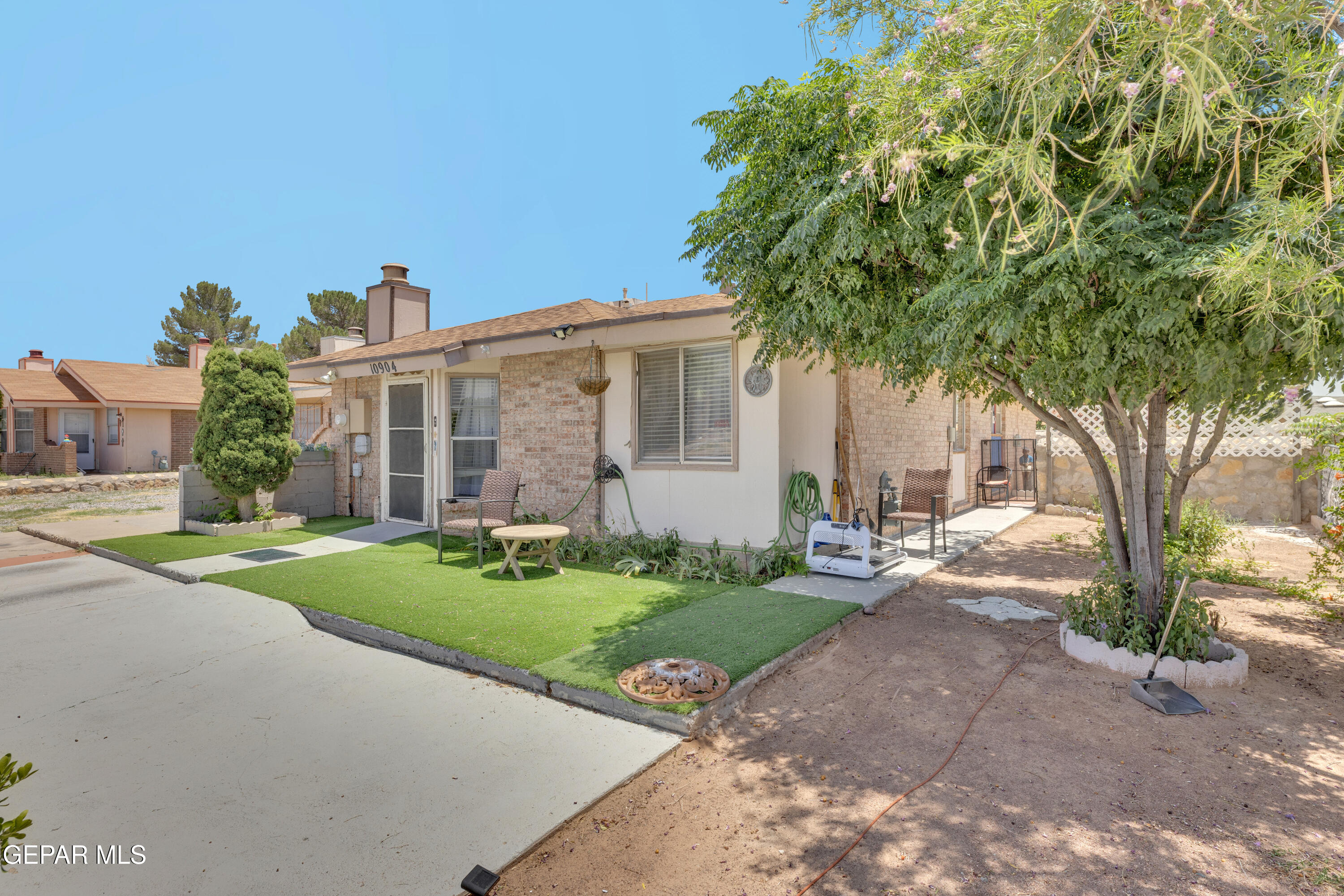10904 DELAFIELD Drive