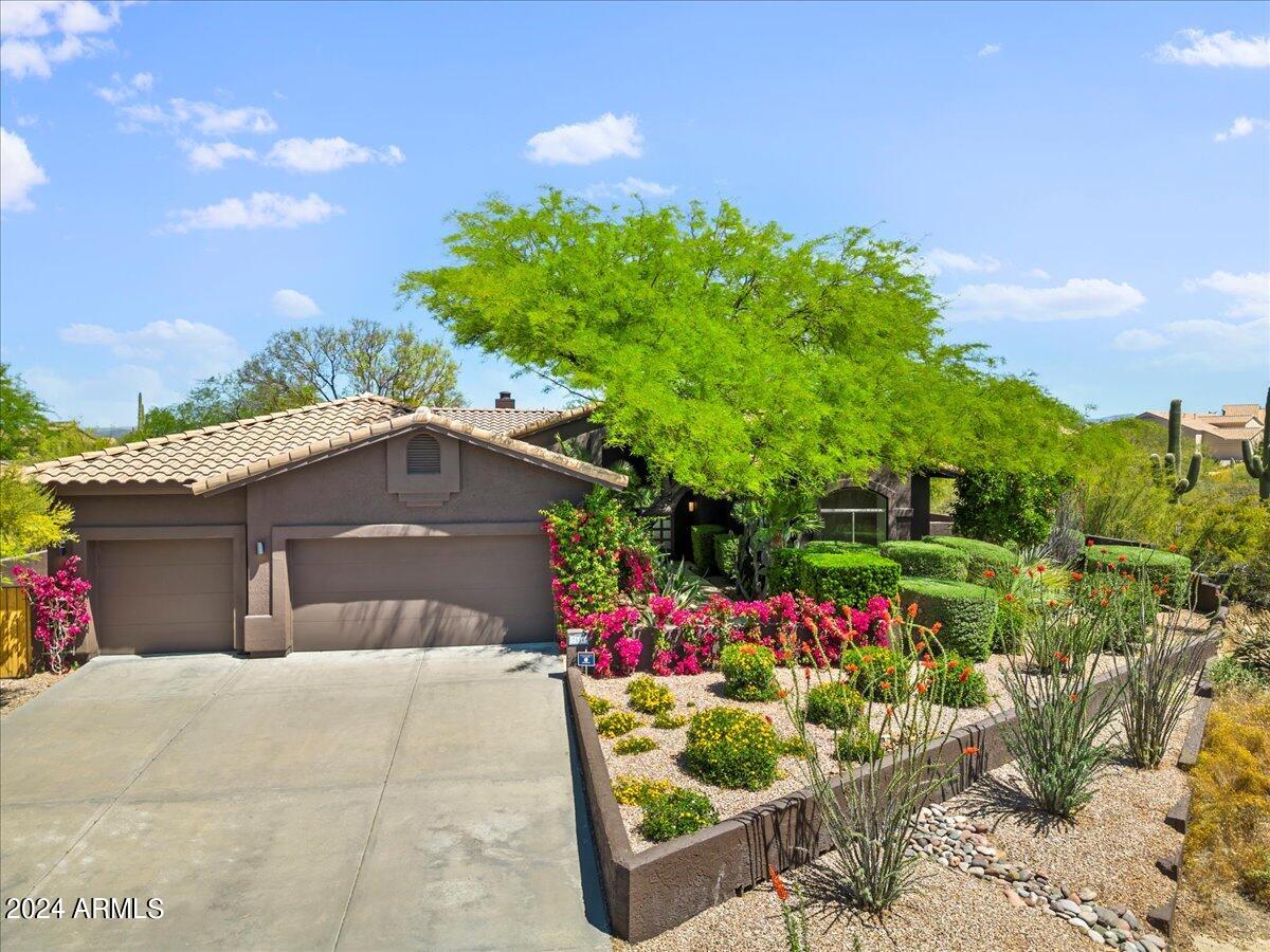 7056 E HORNED OWL Trail