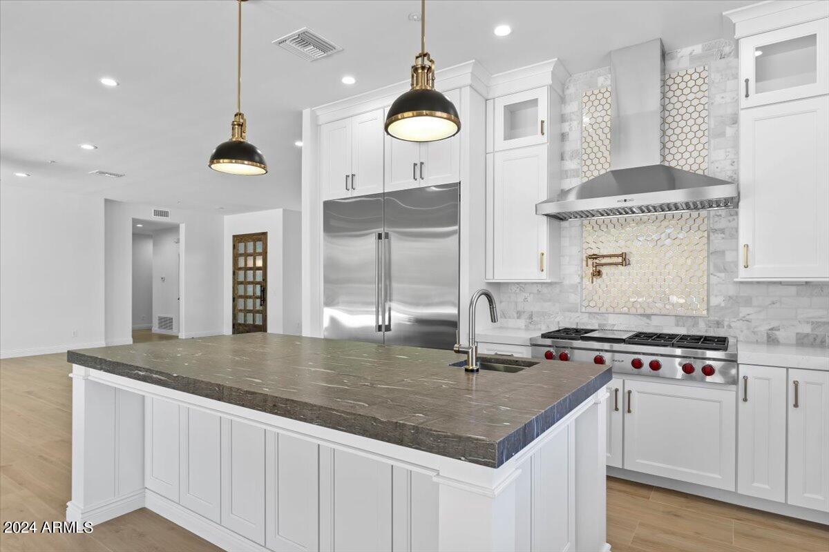 7056 E HORNED OWL Trail