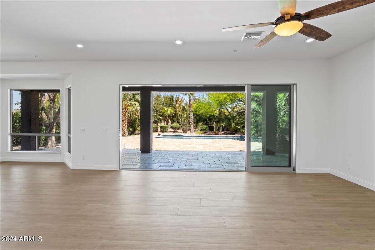 7056 E HORNED OWL Trail