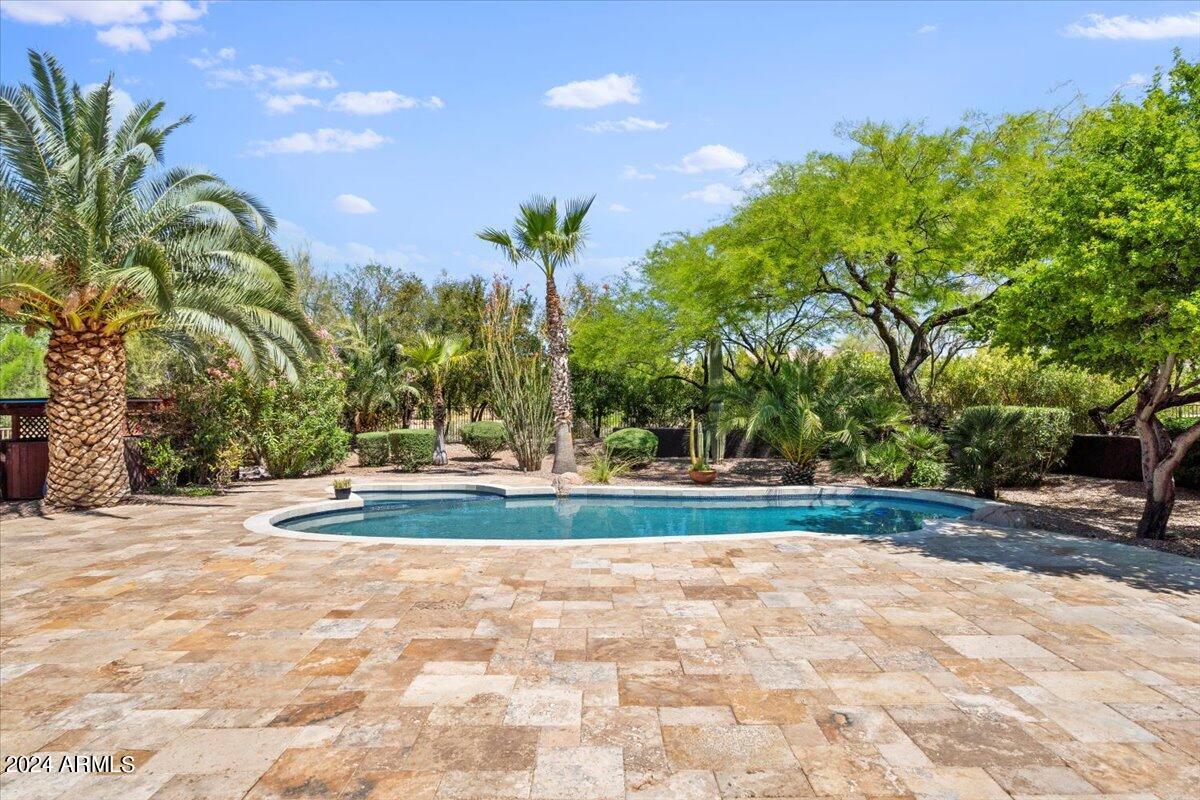 7056 E HORNED OWL Trail