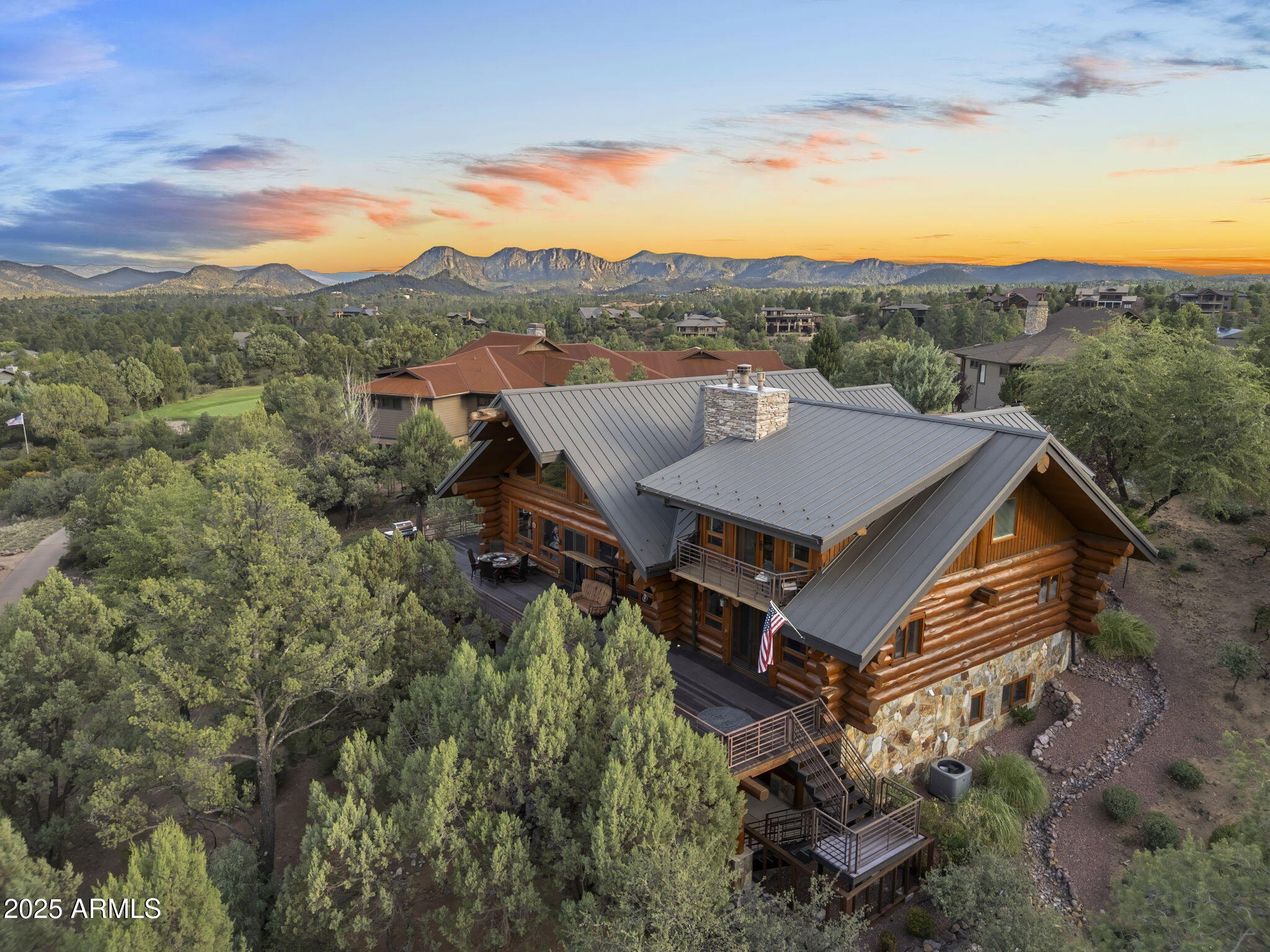2706 E Wild Rose Circle