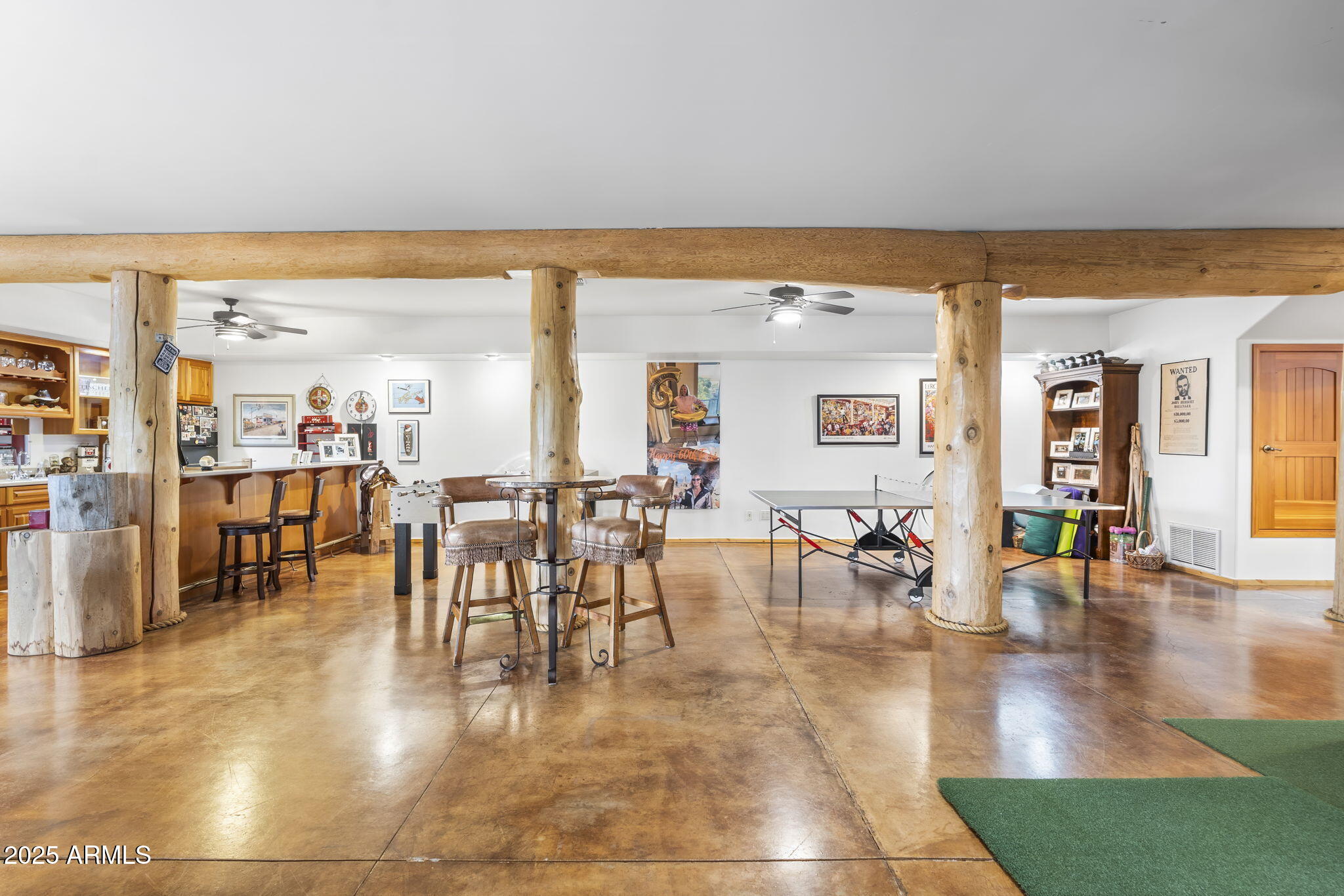 2706 E Wild Rose Circle