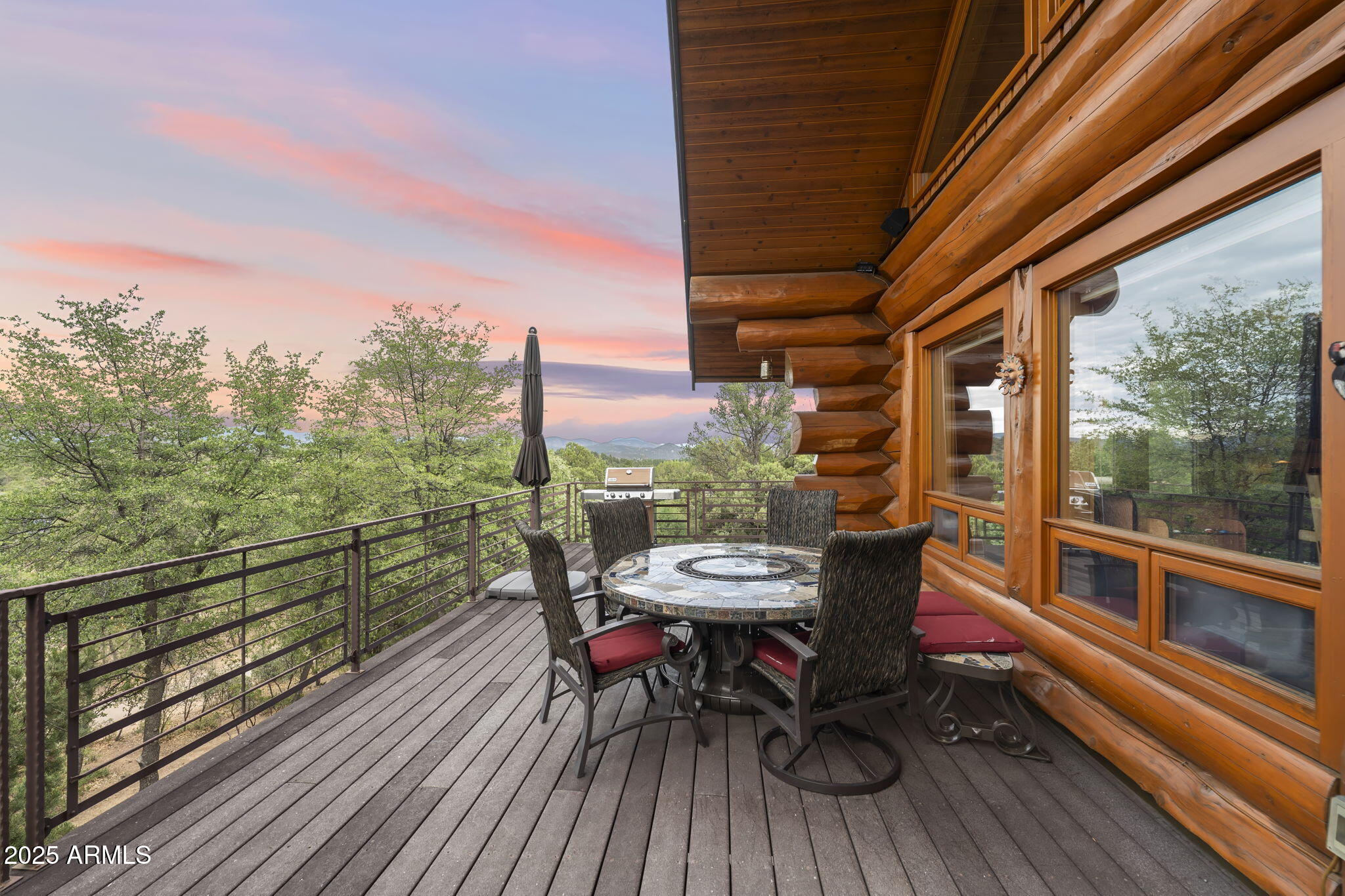 2706 E Wild Rose Circle