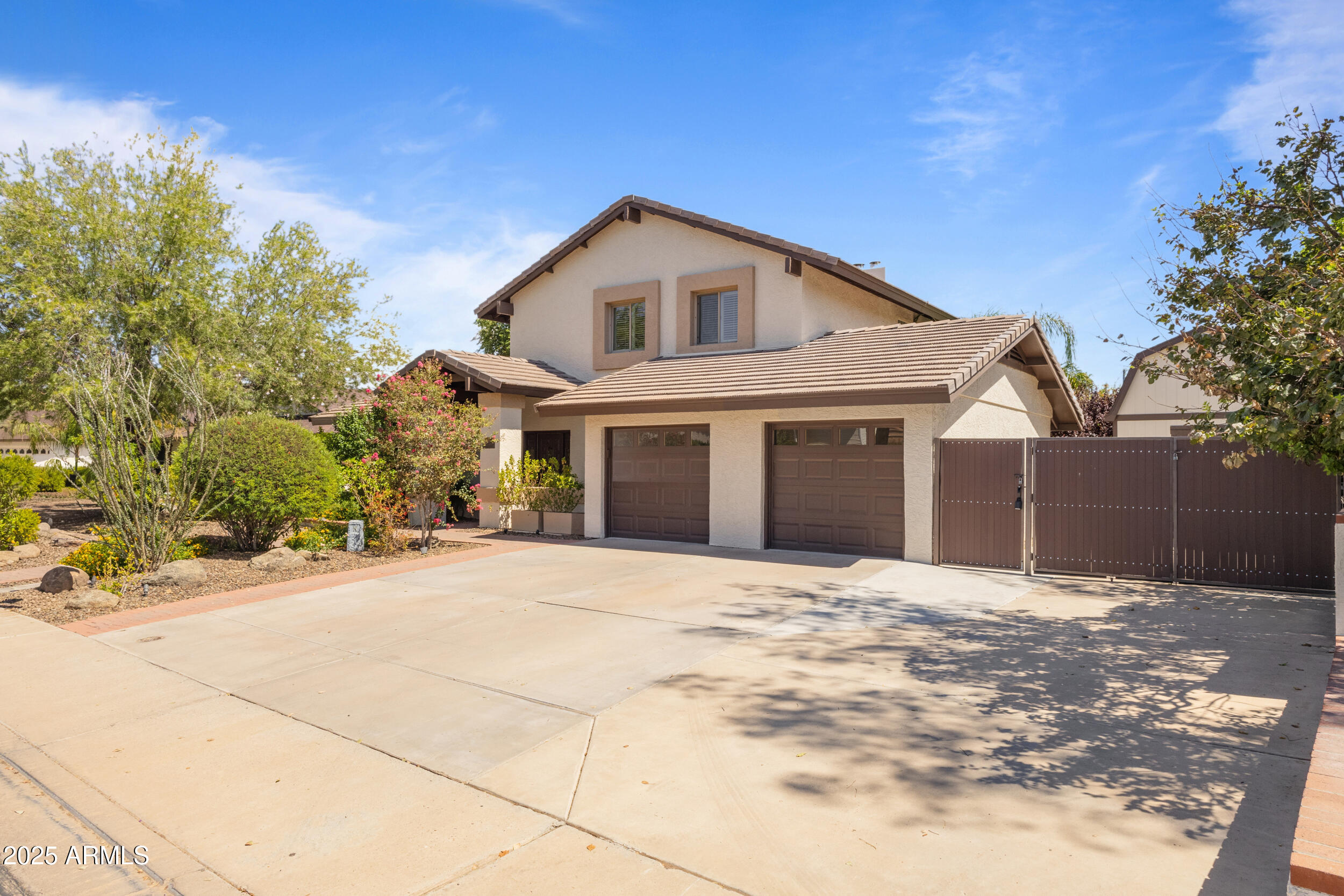 1131 N YORK Circle, Mesa