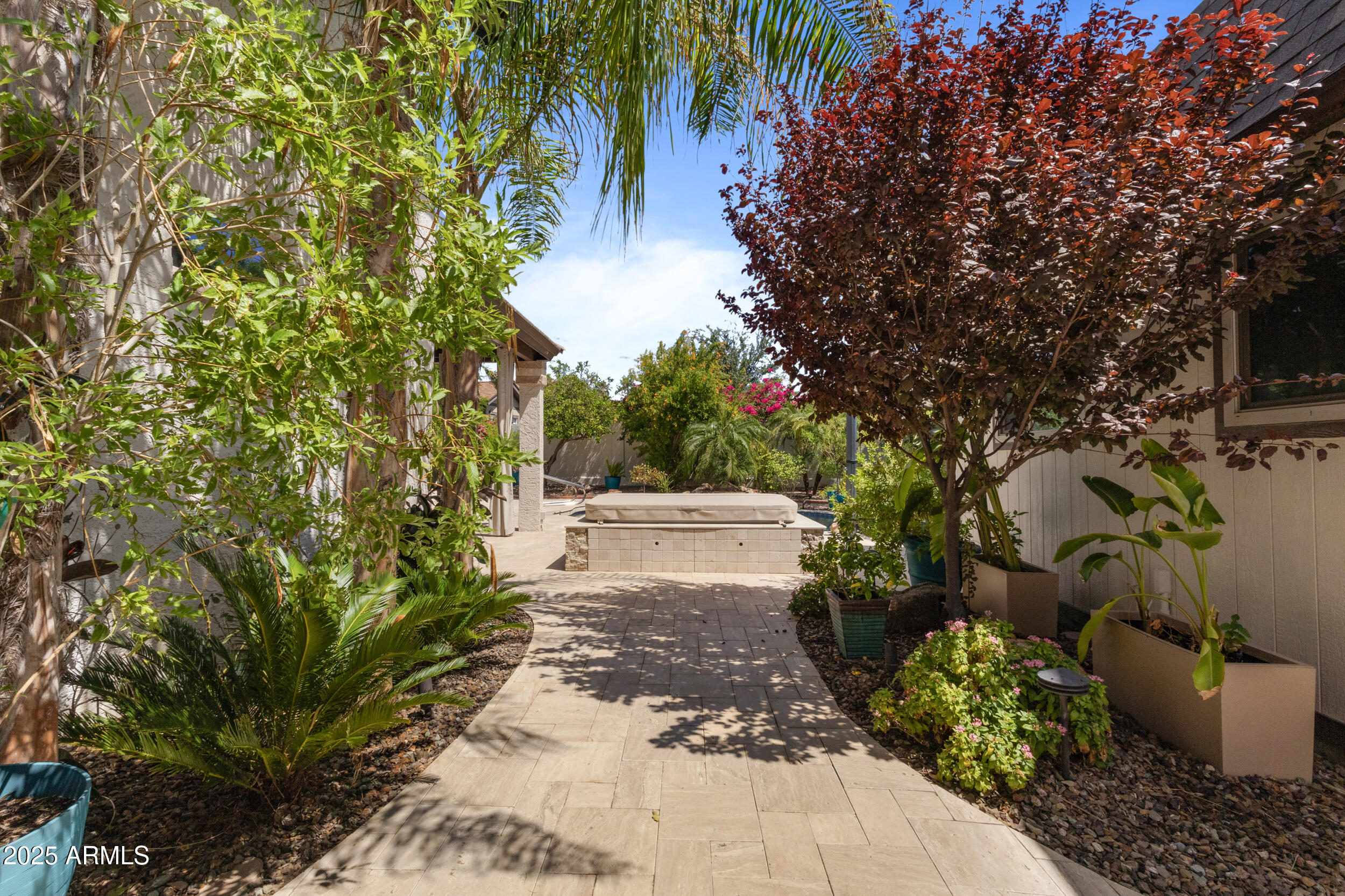 1131 N YORK Circle, Mesa