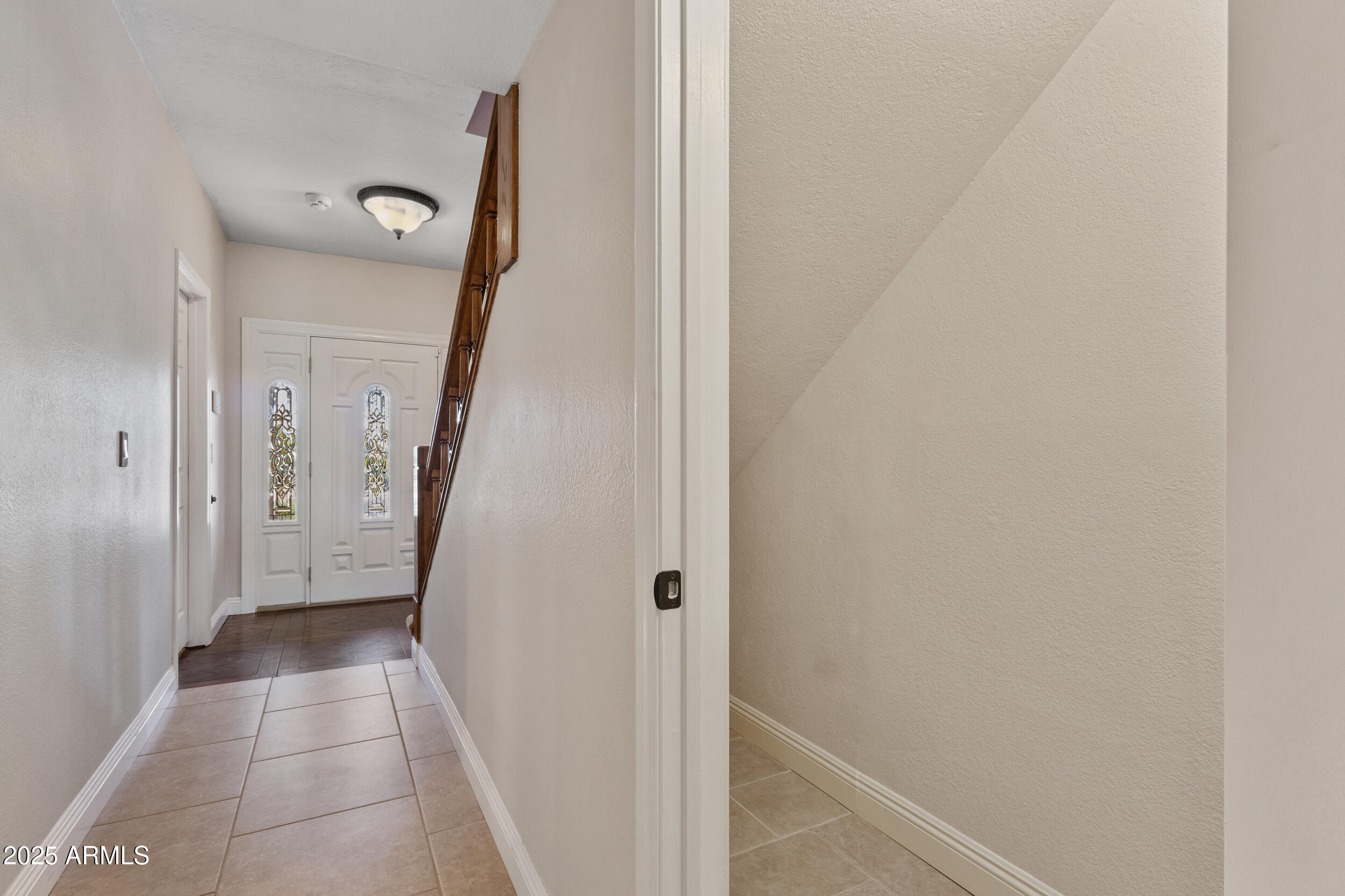 1131 N YORK Circle, Mesa