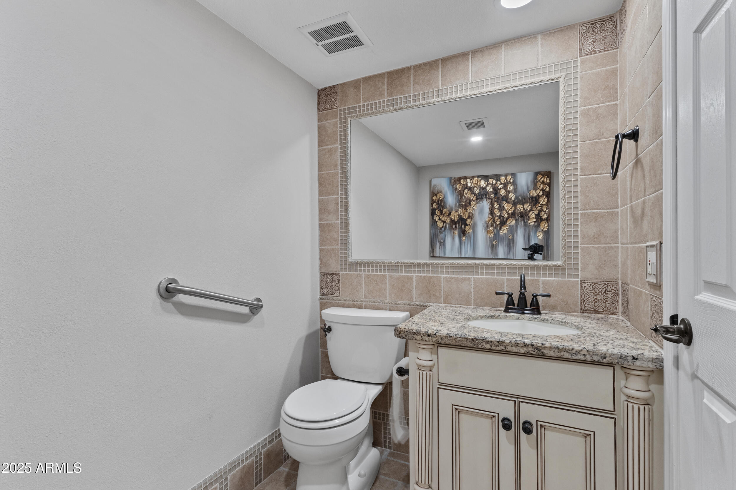1131 N YORK Circle, Mesa