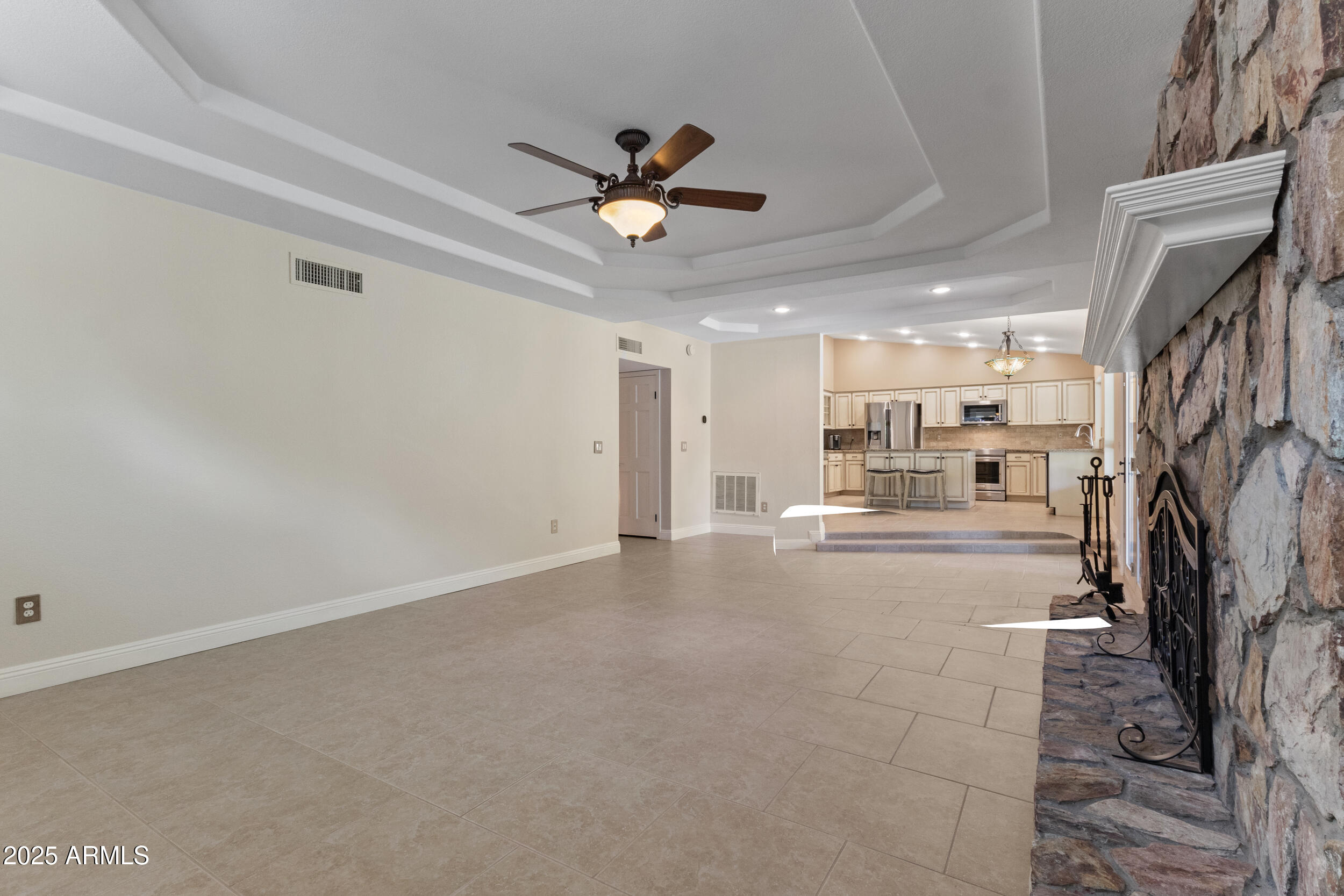 1131 N YORK Circle, Mesa