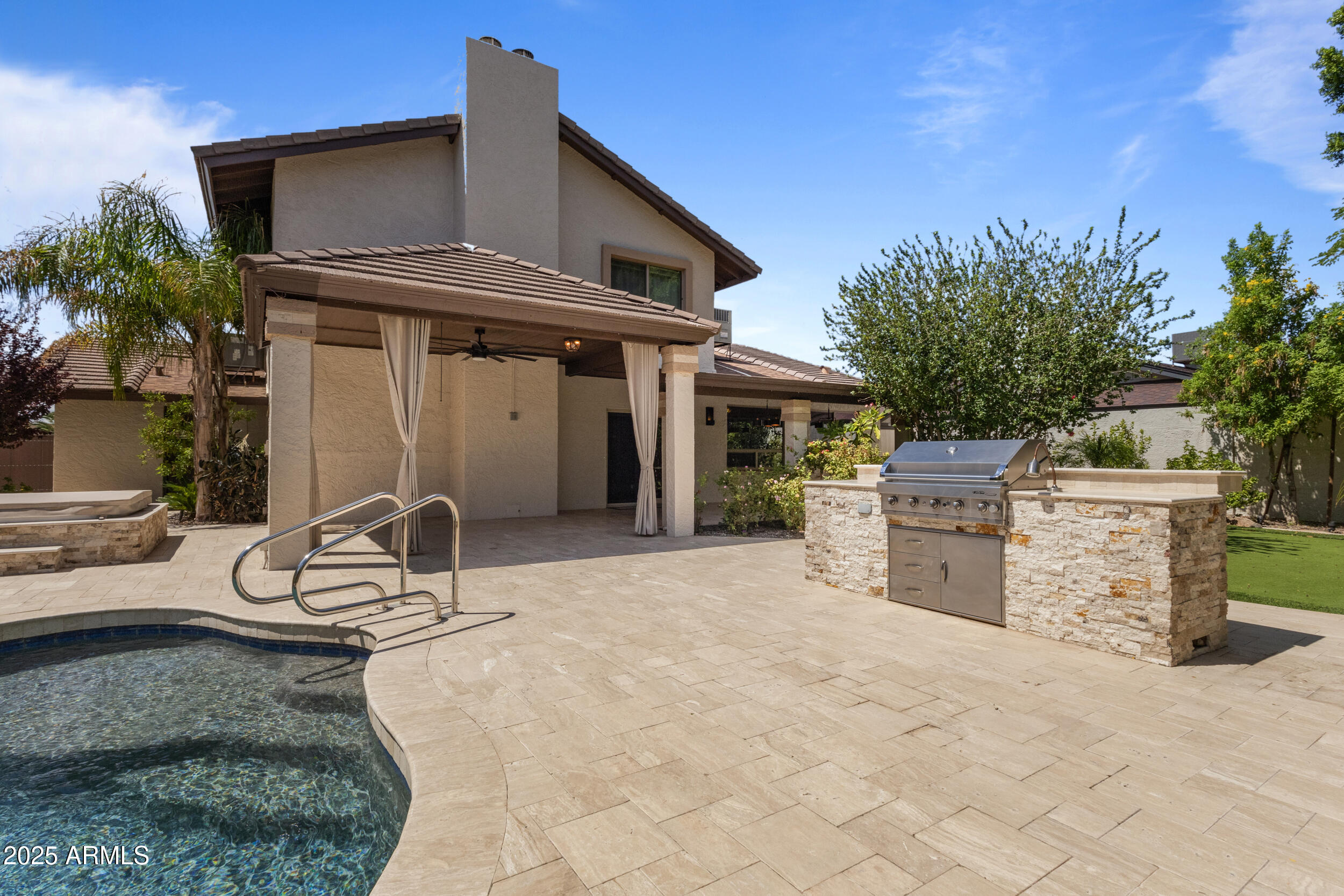 1131 N YORK Circle, Mesa