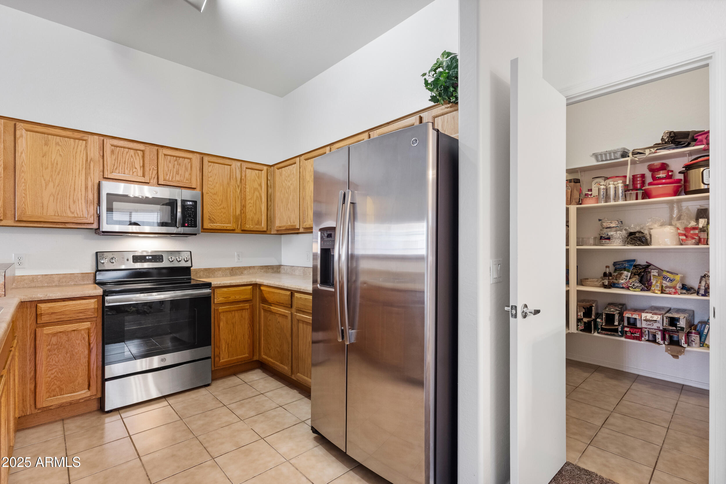 17365 N CAVE CREEK Road, 218, Phoenix Unit: 218