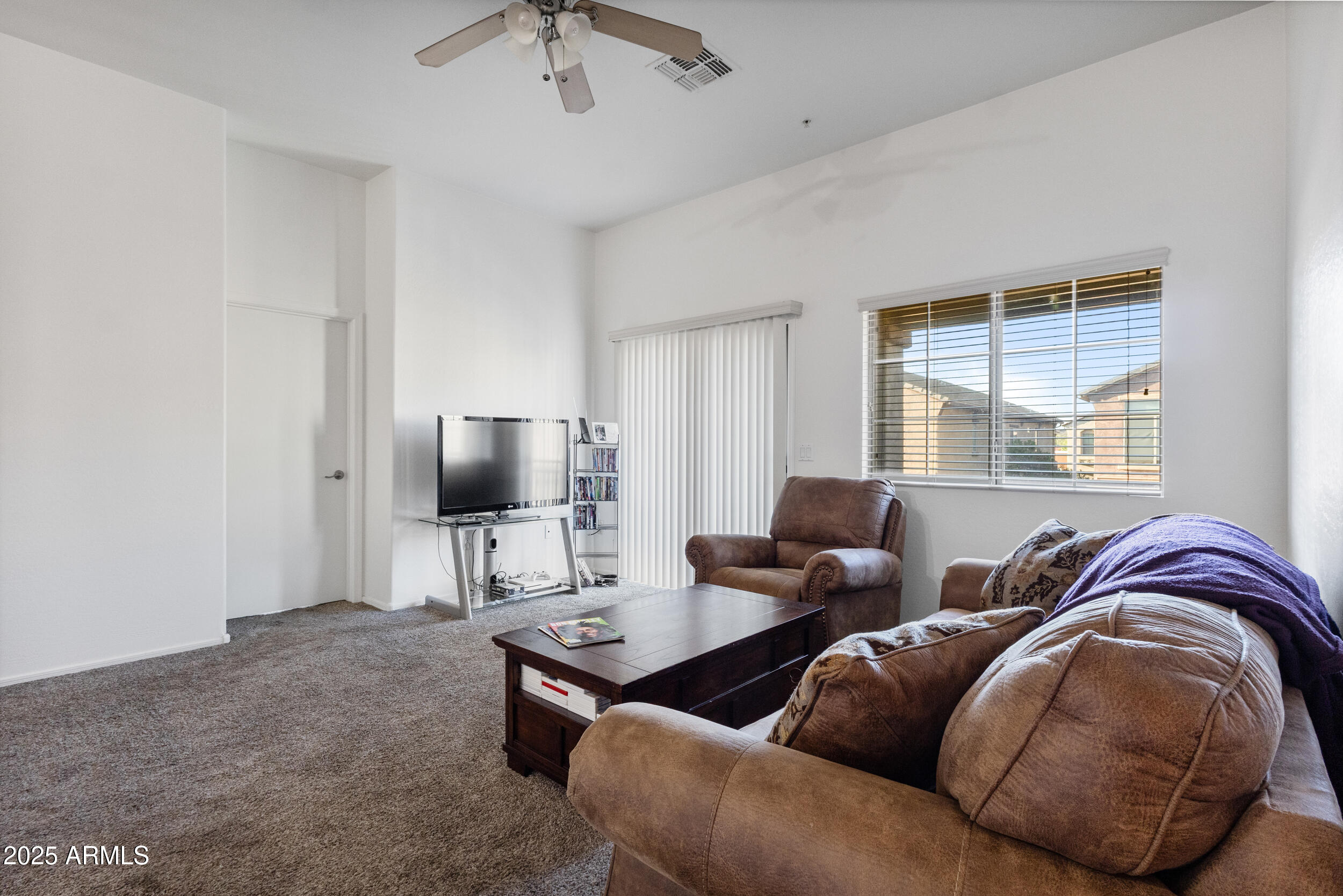 17365 N CAVE CREEK Road, 218, Phoenix Unit: 218