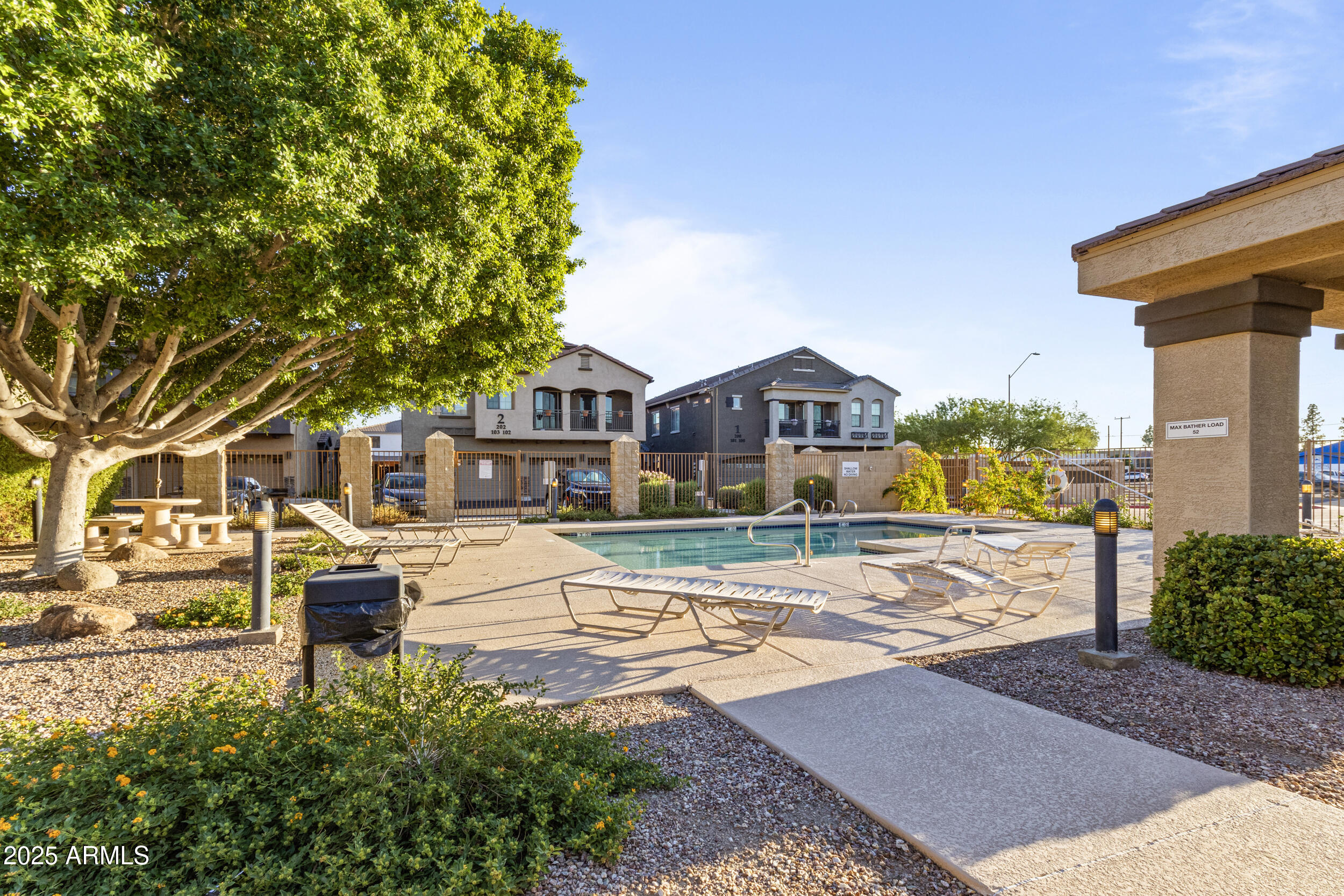17365 N CAVE CREEK Road, 218, Phoenix Unit: 218