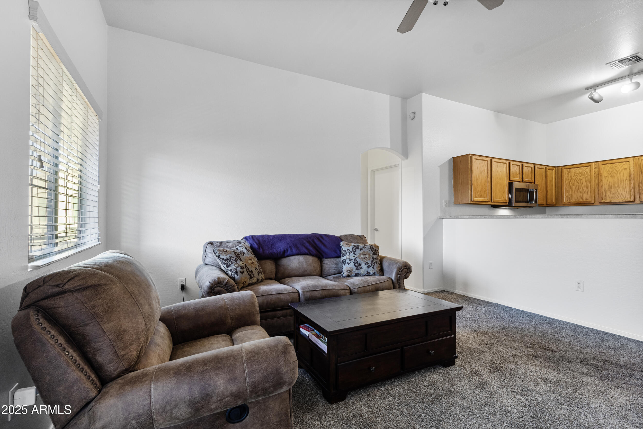 17365 N CAVE CREEK Road, 218, Phoenix Unit: 218