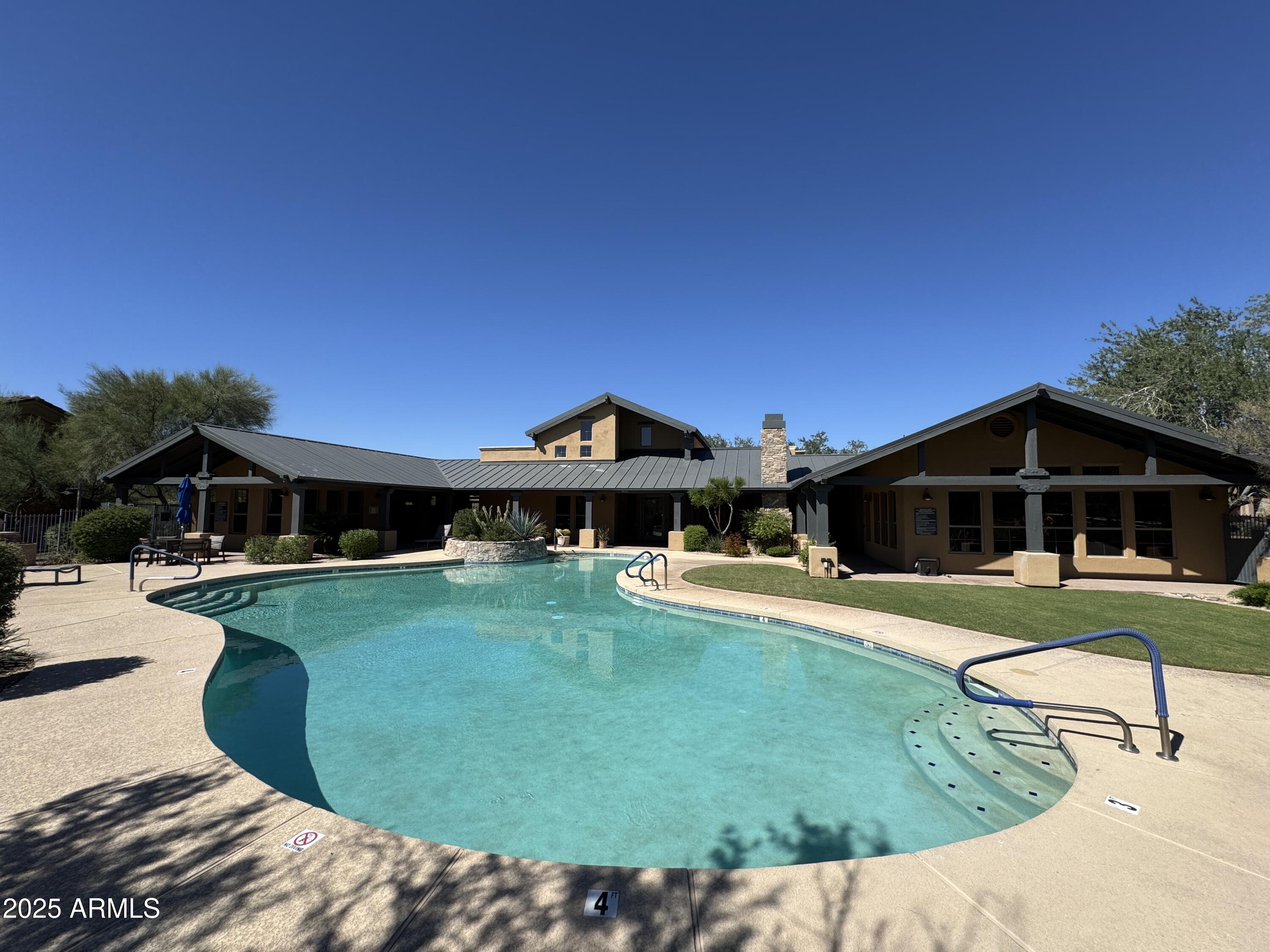 20801 N 90TH Place, 140